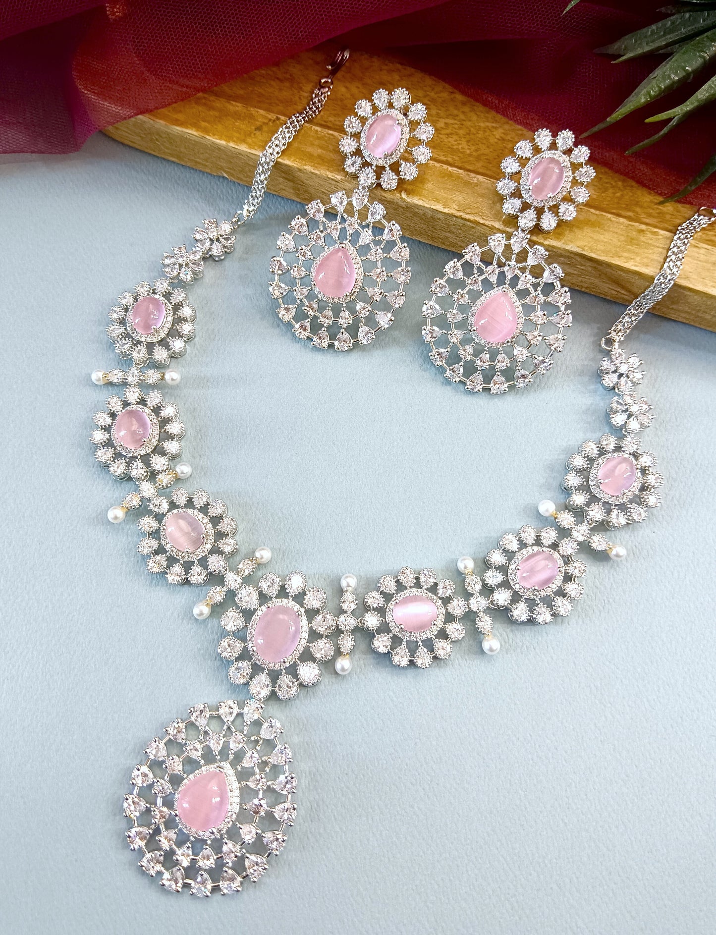 Saina Diamond Designer Necklace Set