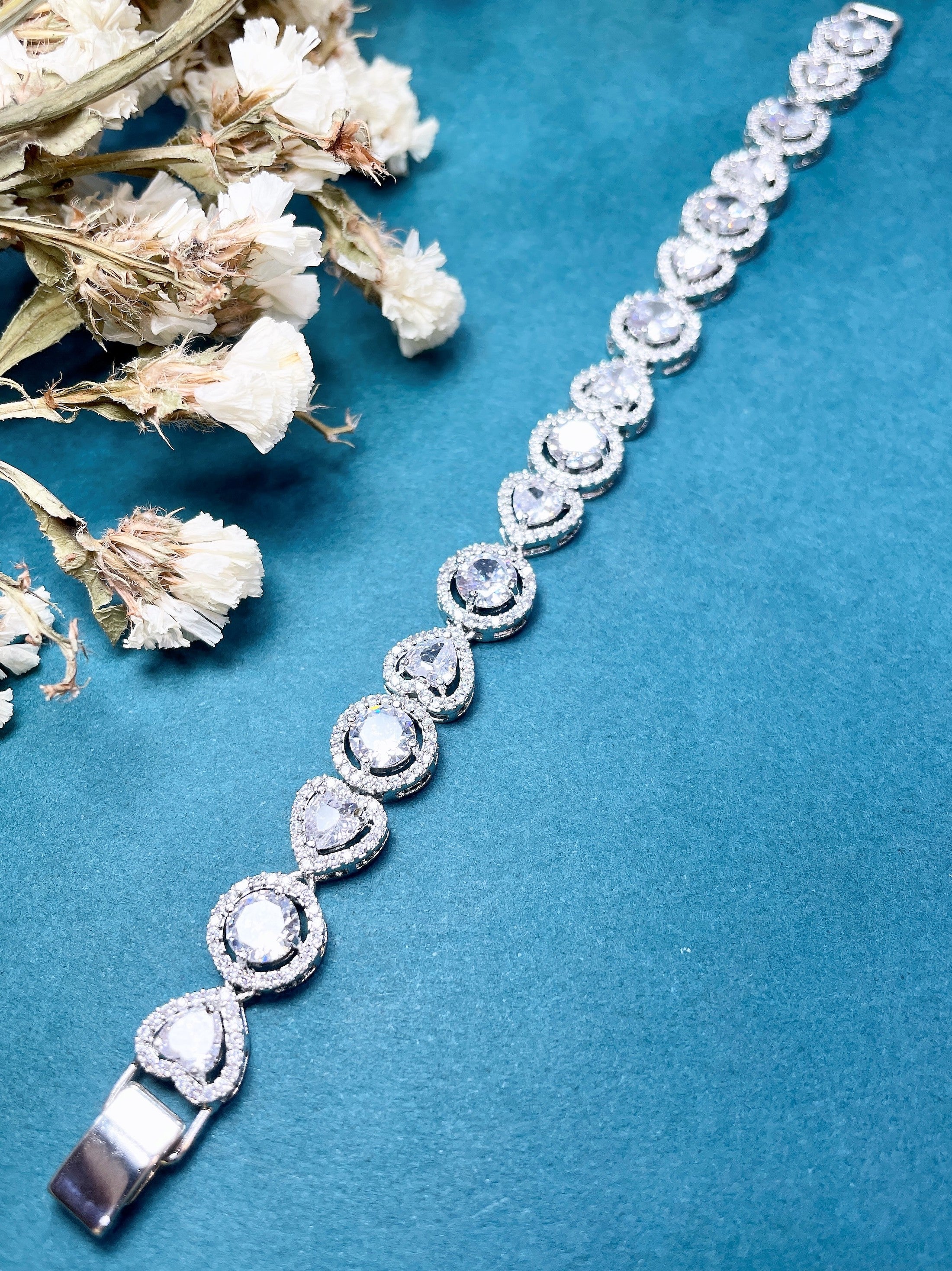 Heart Round Diamond Bracelet
