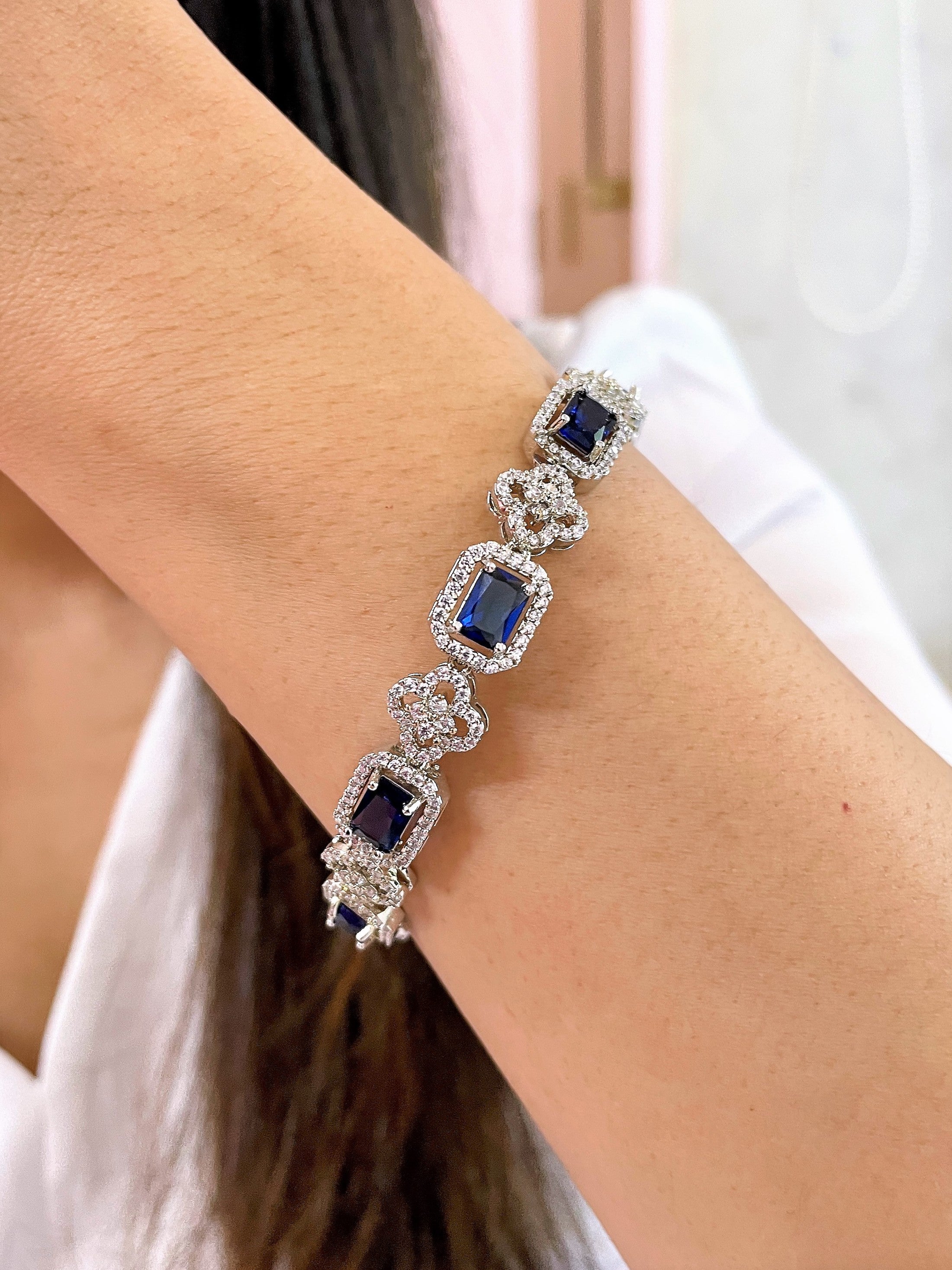 Clover Octa Diamond Bracelet