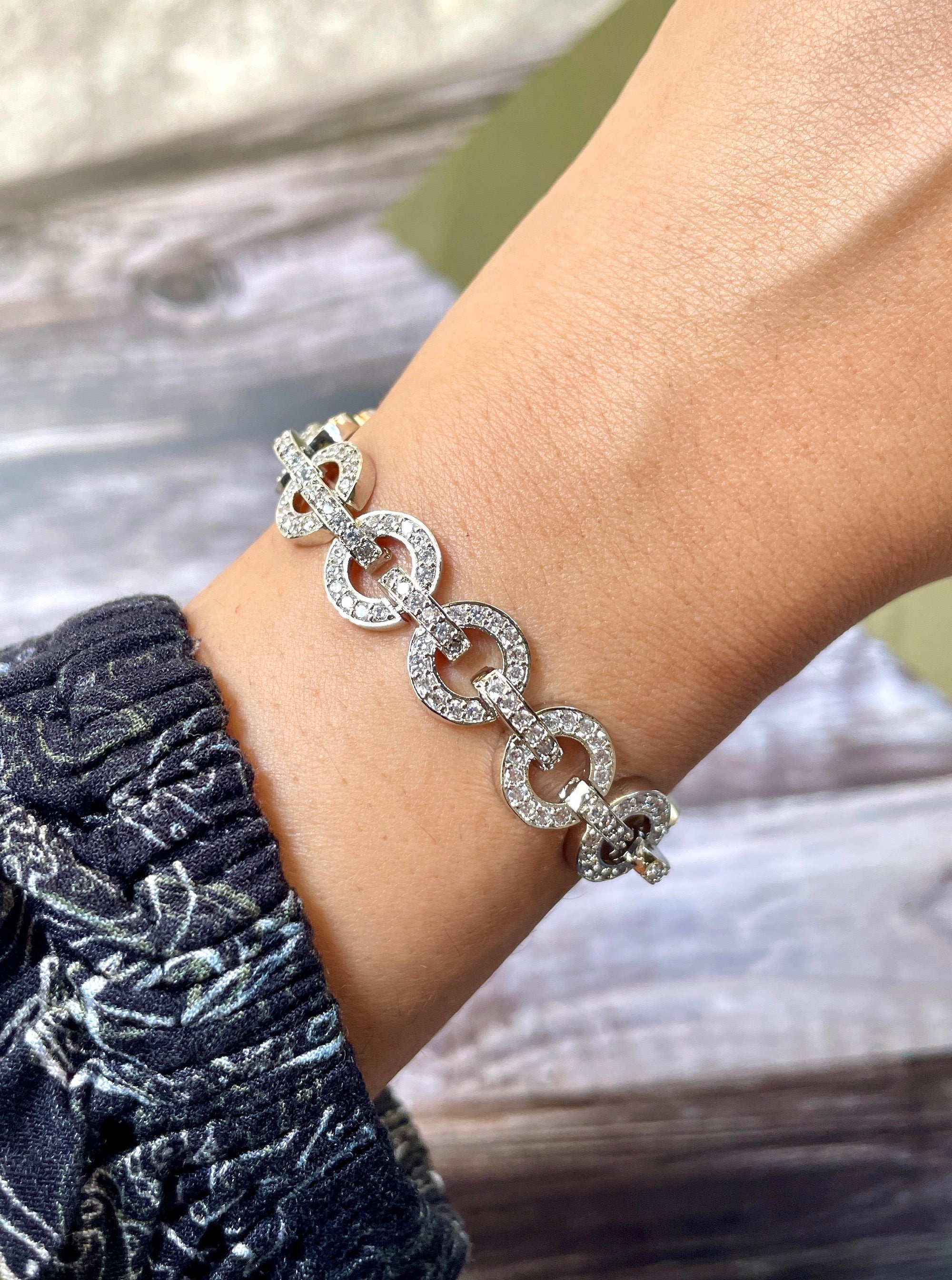 Interlinks Diamond Bracelet