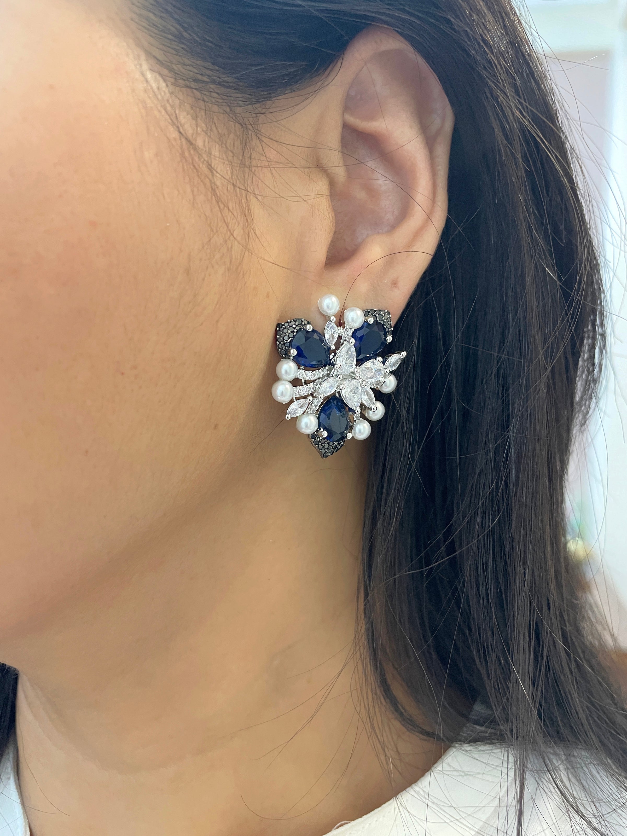 Erina Diamond Contemporary Designer Studs