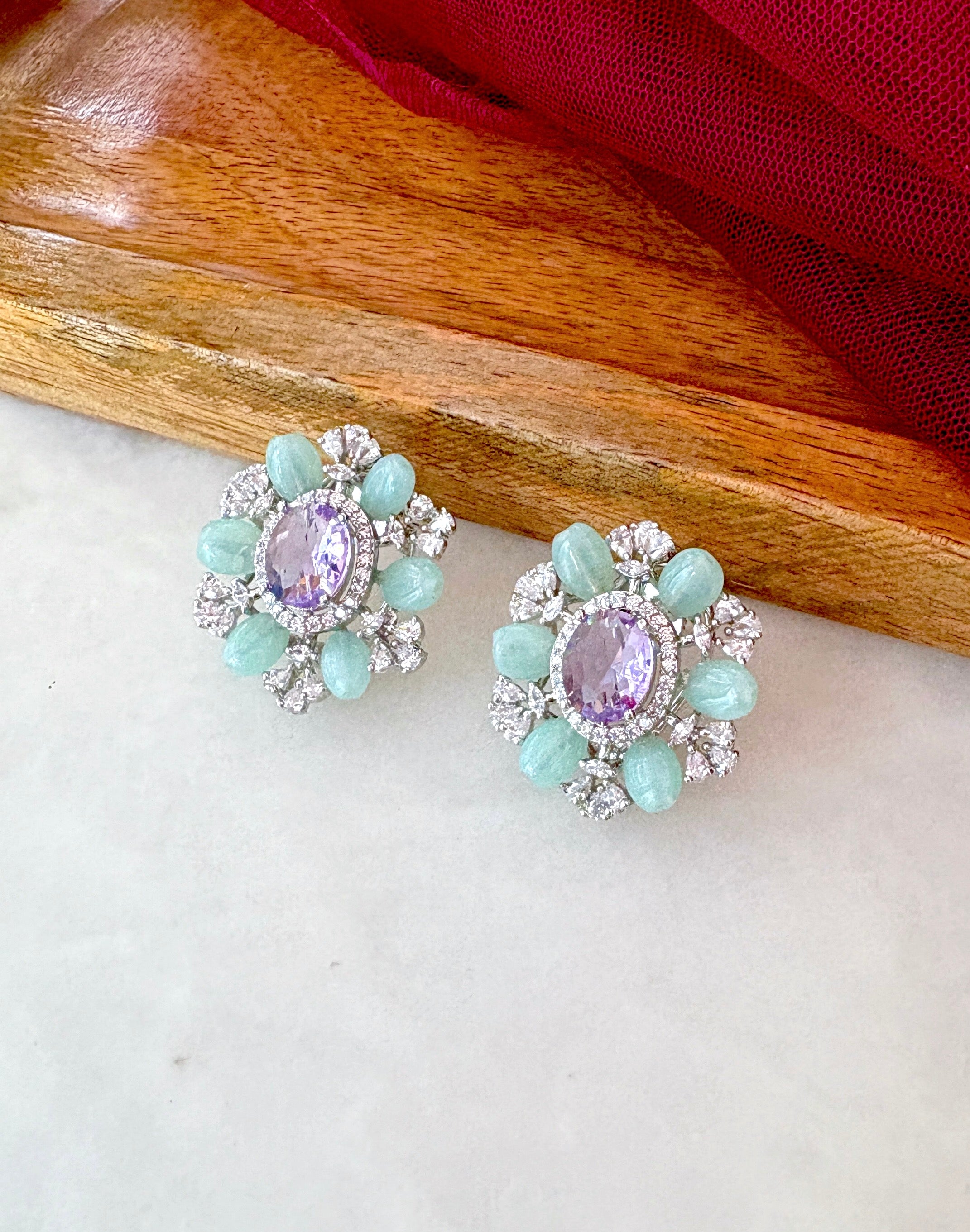 Minty Contemporary Oval Studs