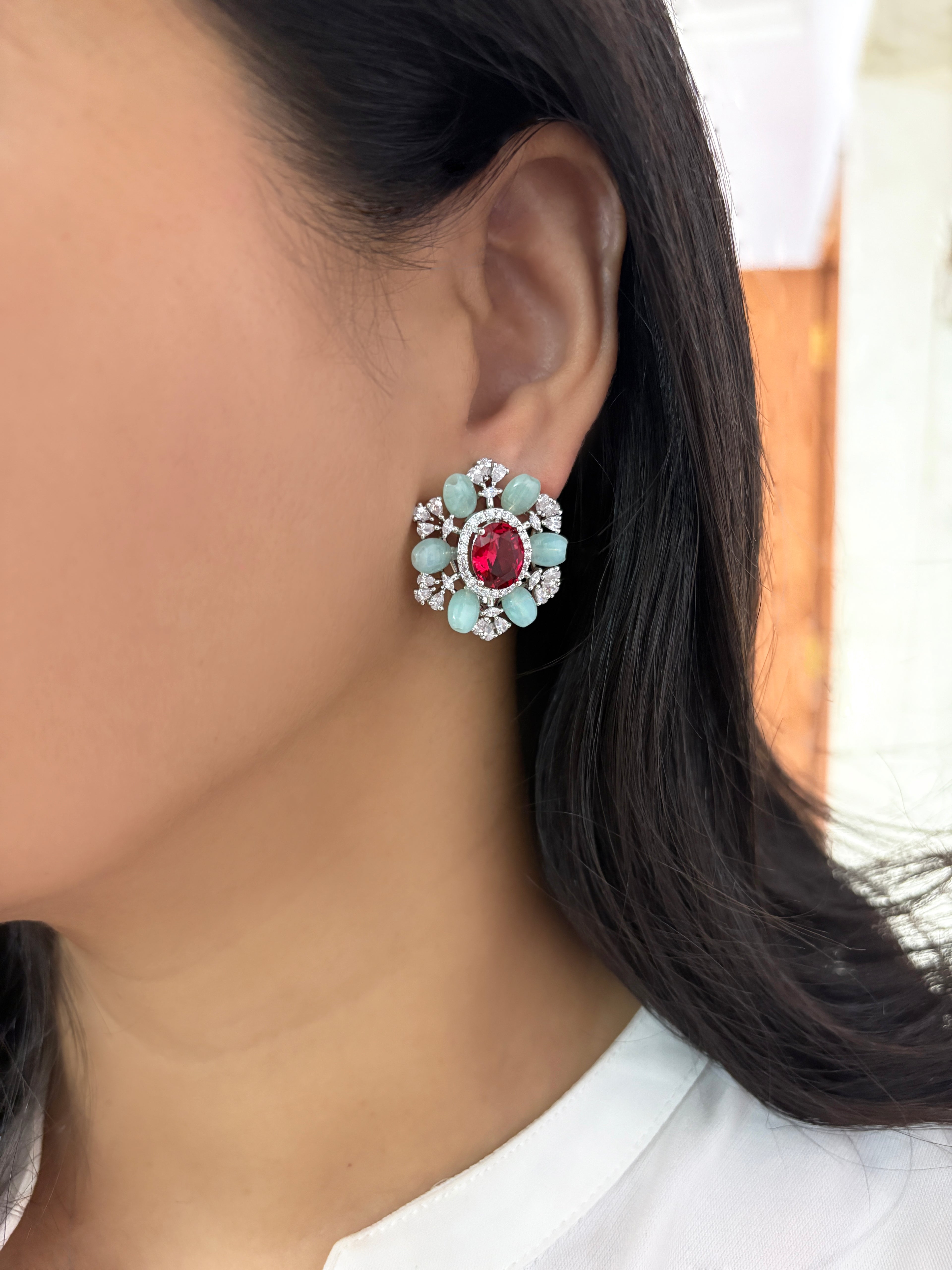 Minty Contemporary Oval Studs