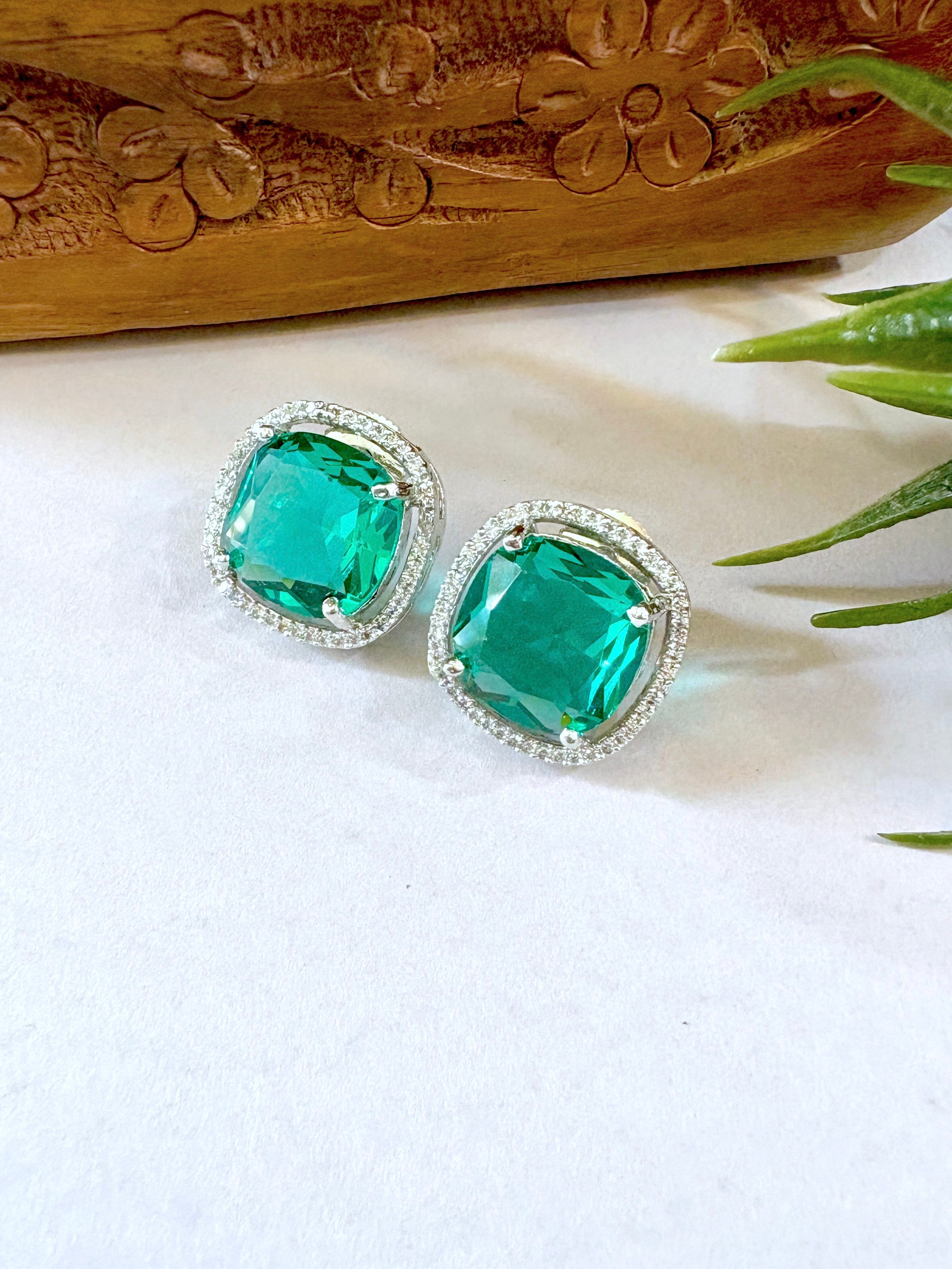 Nancy Big Cushion Studs