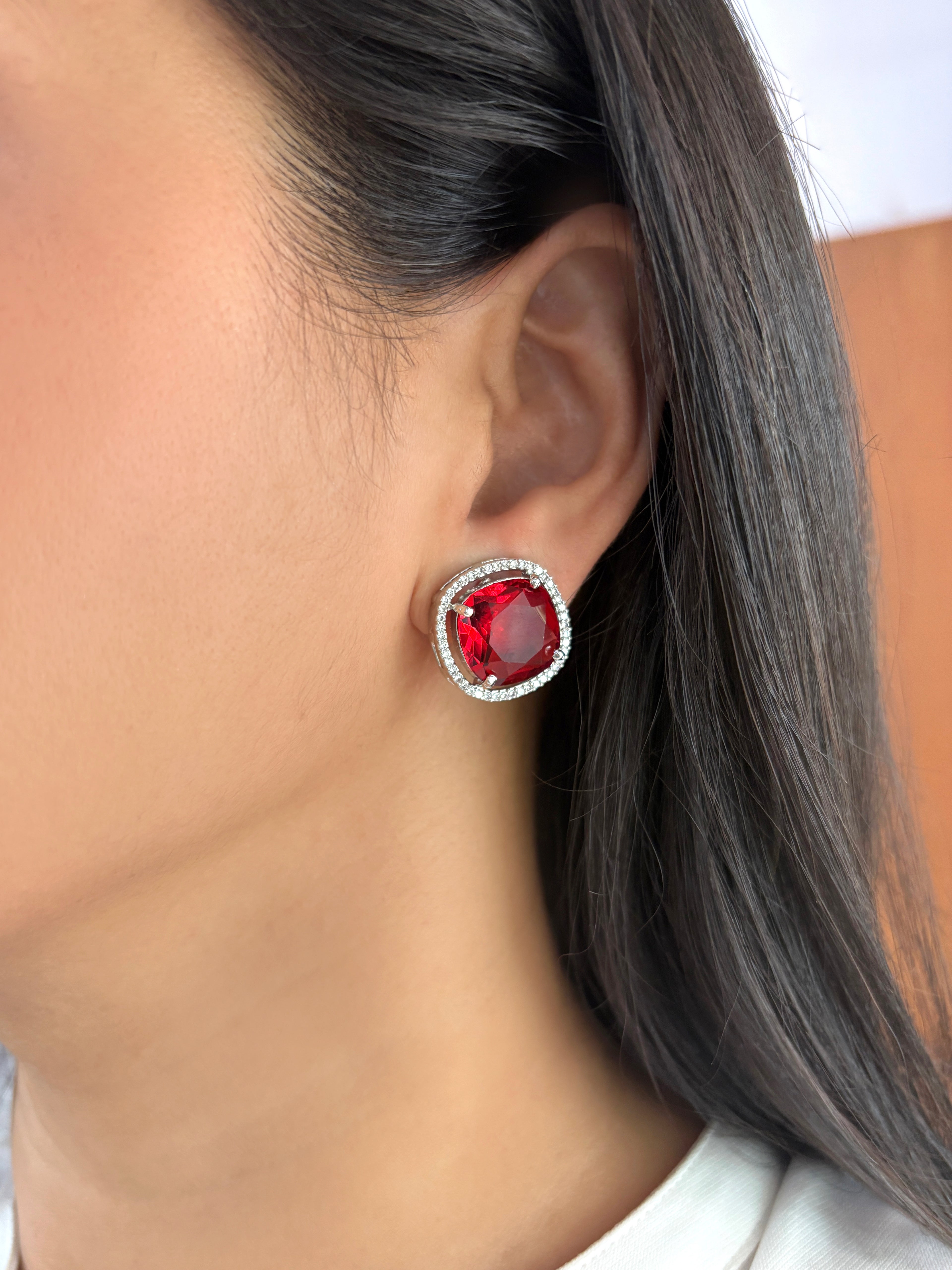 Nancy Big Cushion Studs