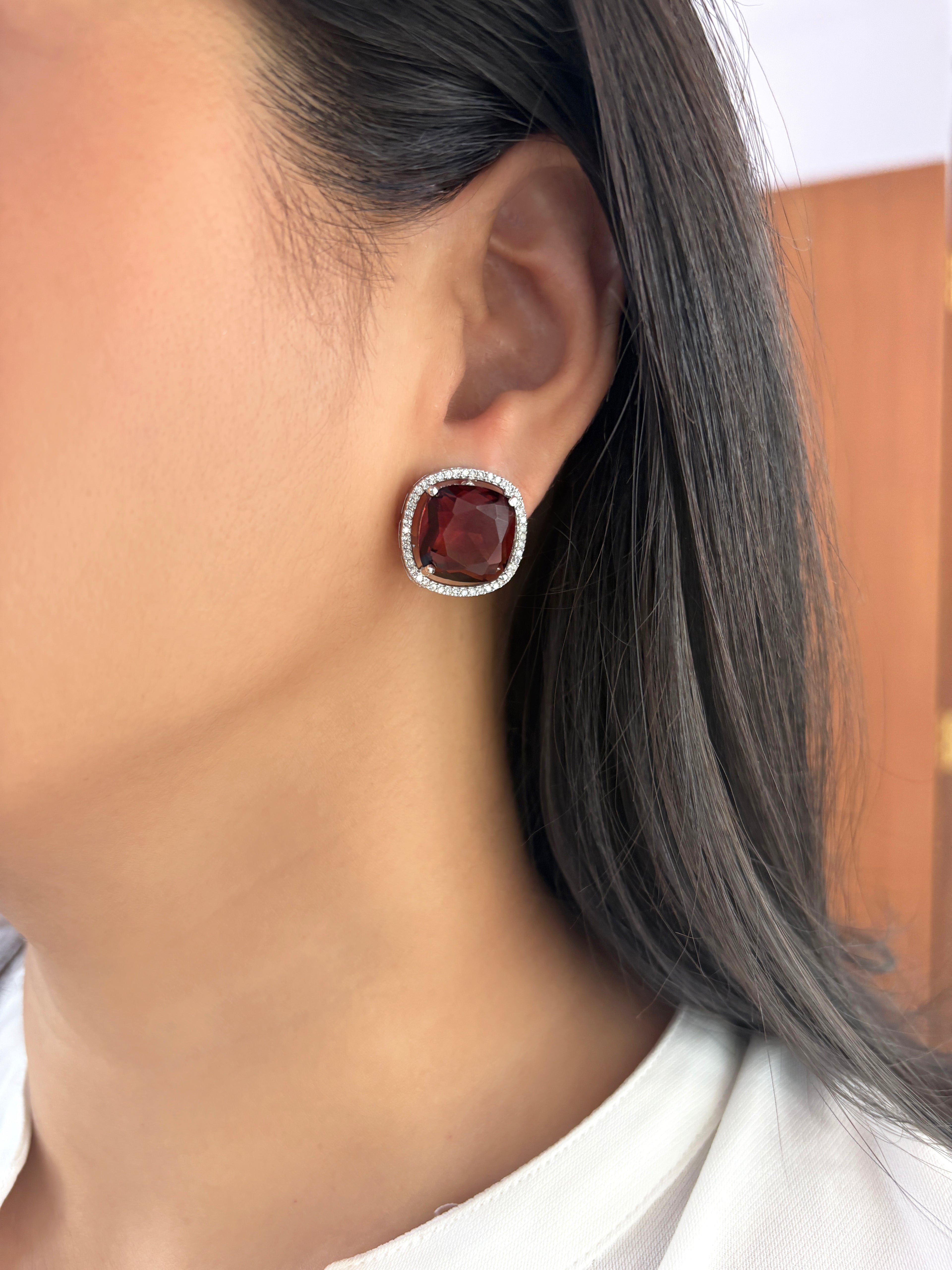 Nancy Big Cushion Studs