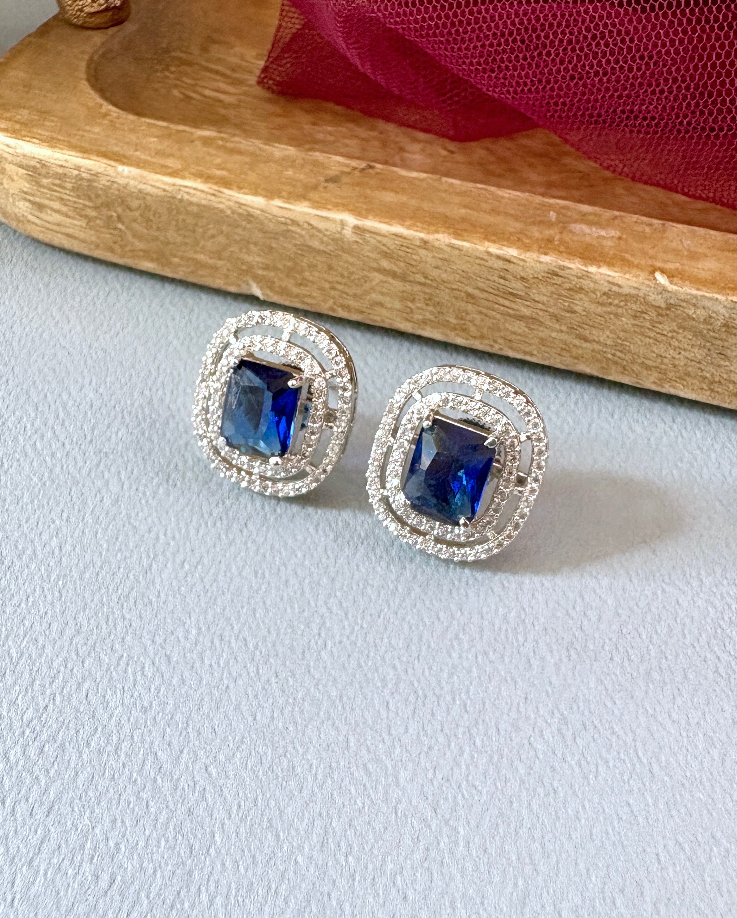 Octa Classic Diamond Studs
