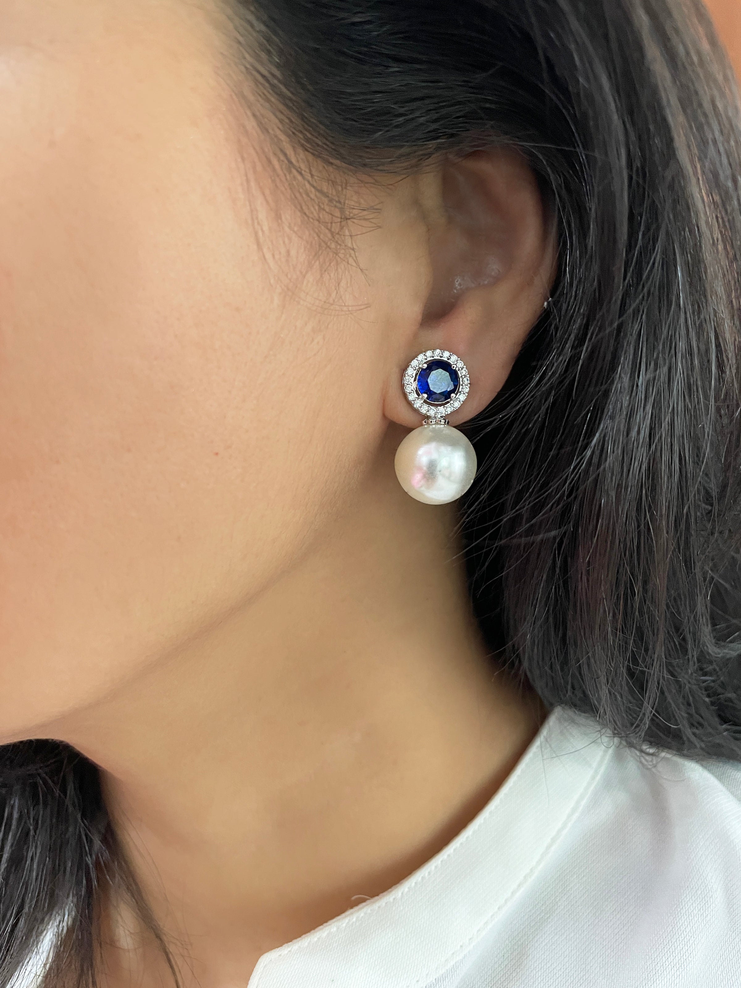 La Perle Solitaire Pearl Studs
