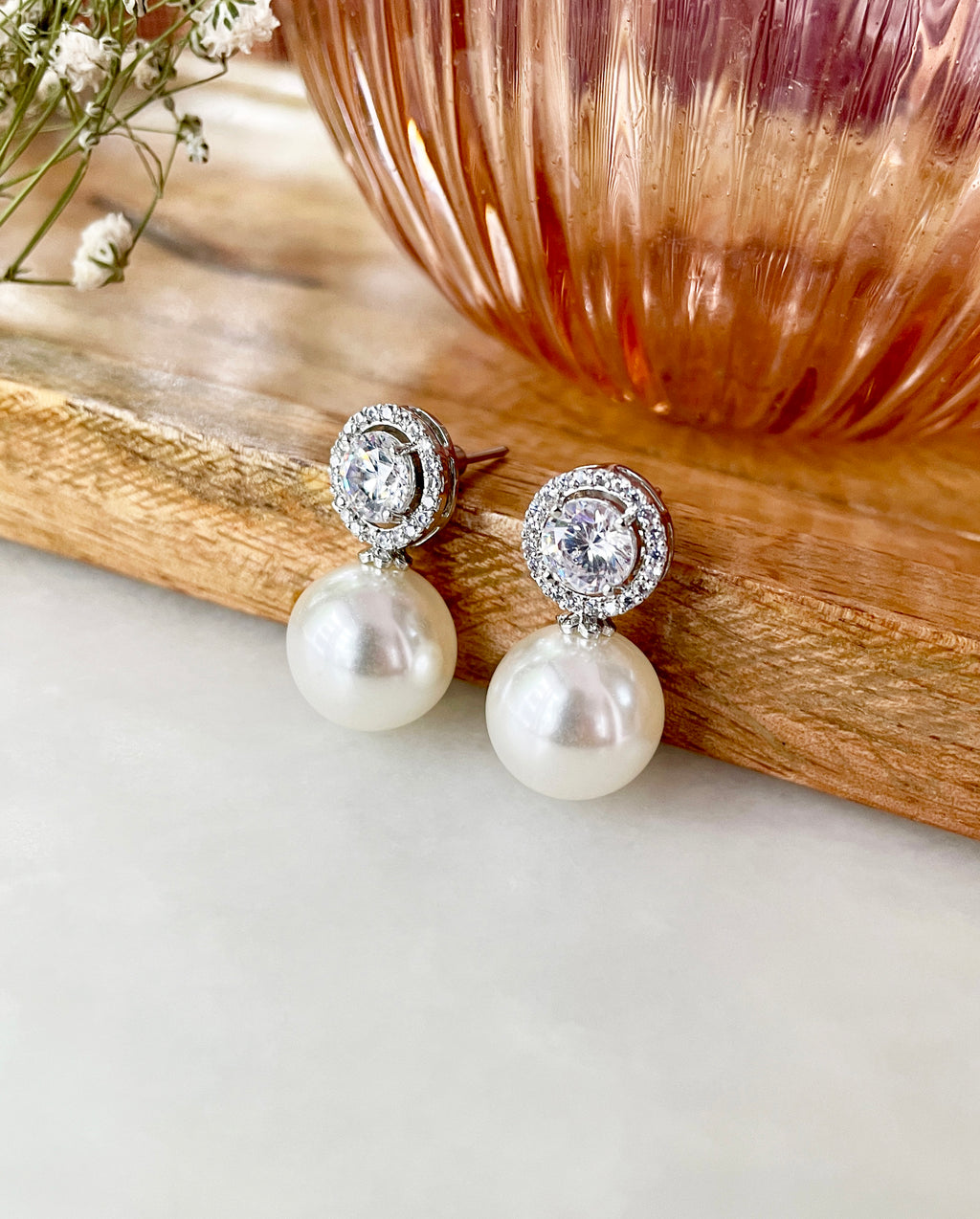 La Perle Solitaire Pearl Studs