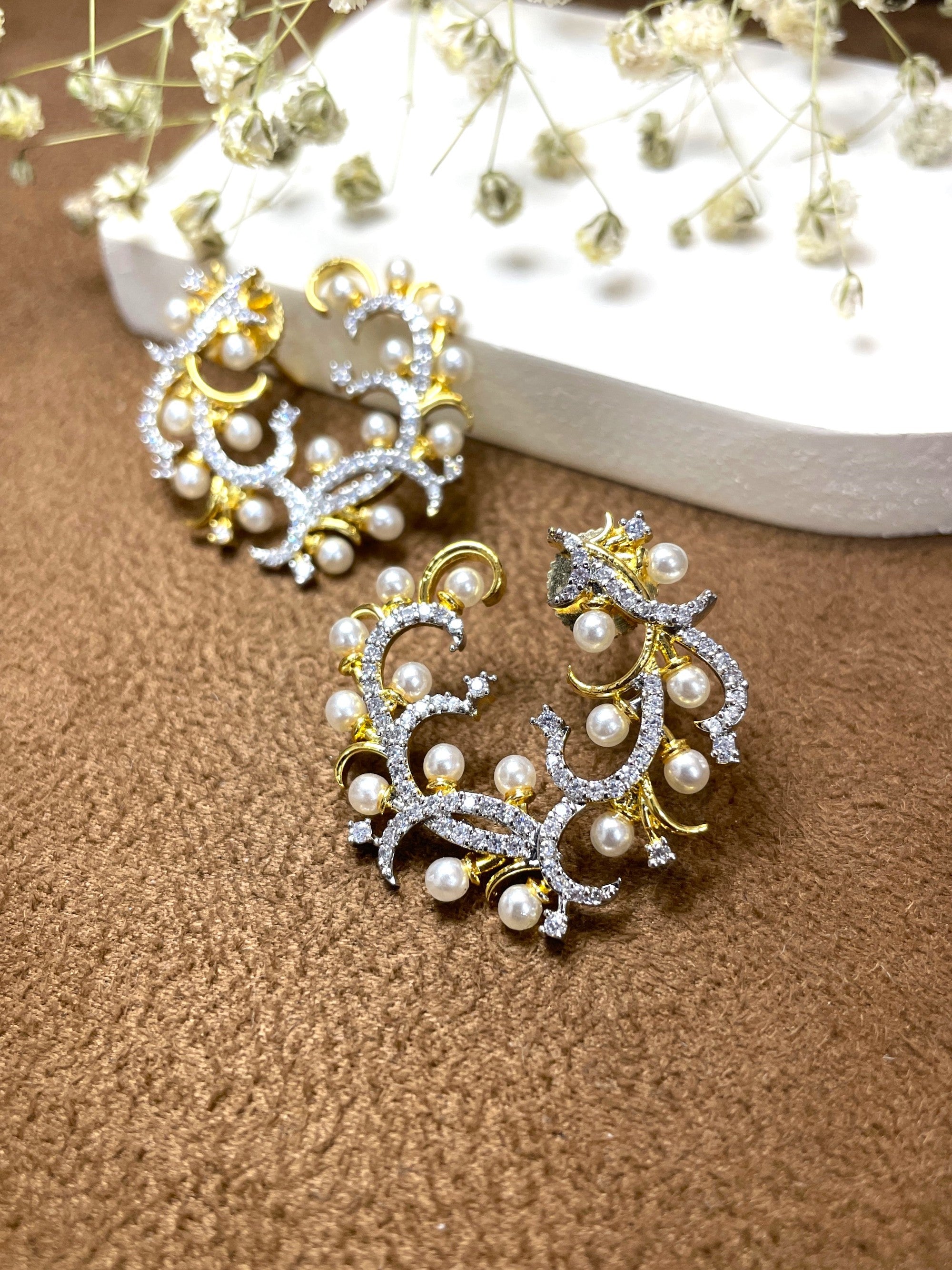 Lisa Diamond & Pearl Designer Studs