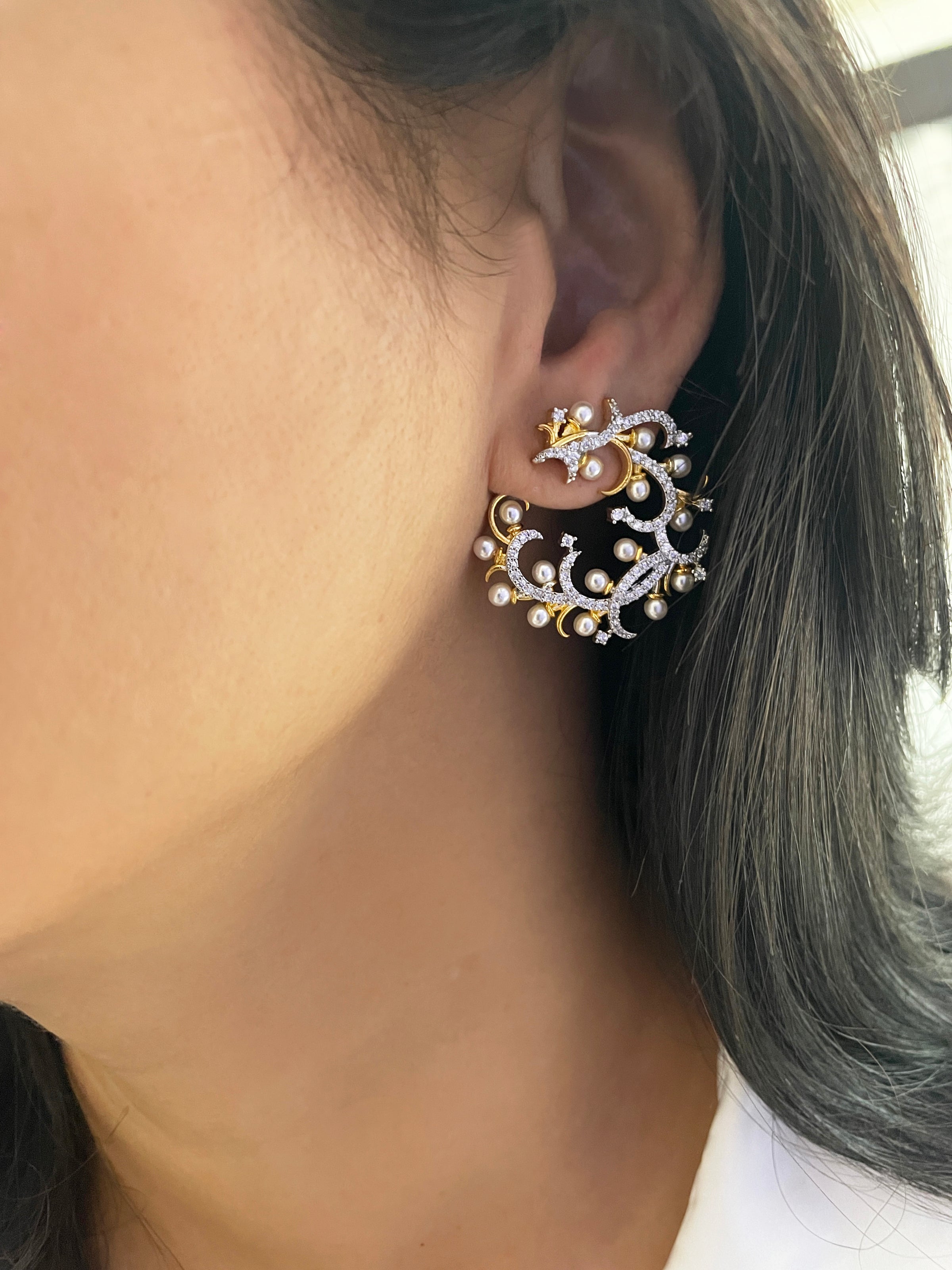 Lisa Diamond & Pearl Designer Studs