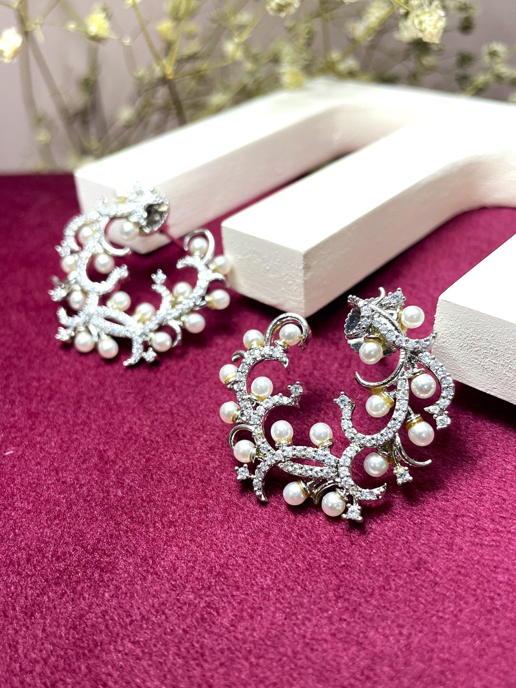 Lisa Diamond & Pearl Designer Studs
