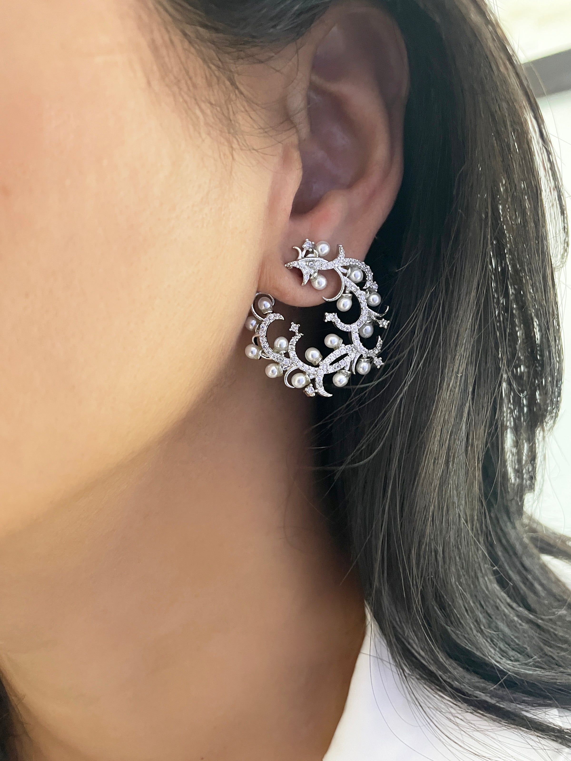 Lisa Diamond & Pearl Designer Studs