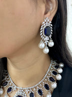 Lola Diamond & Pearls Necklace Set
