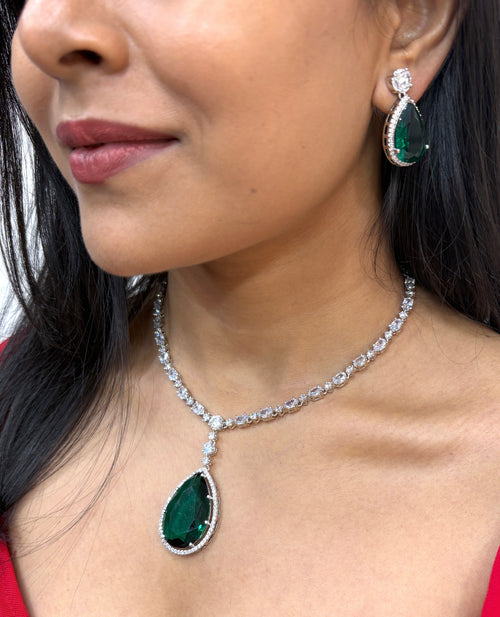 Aadra Pear Drop Lariat Necklace Set