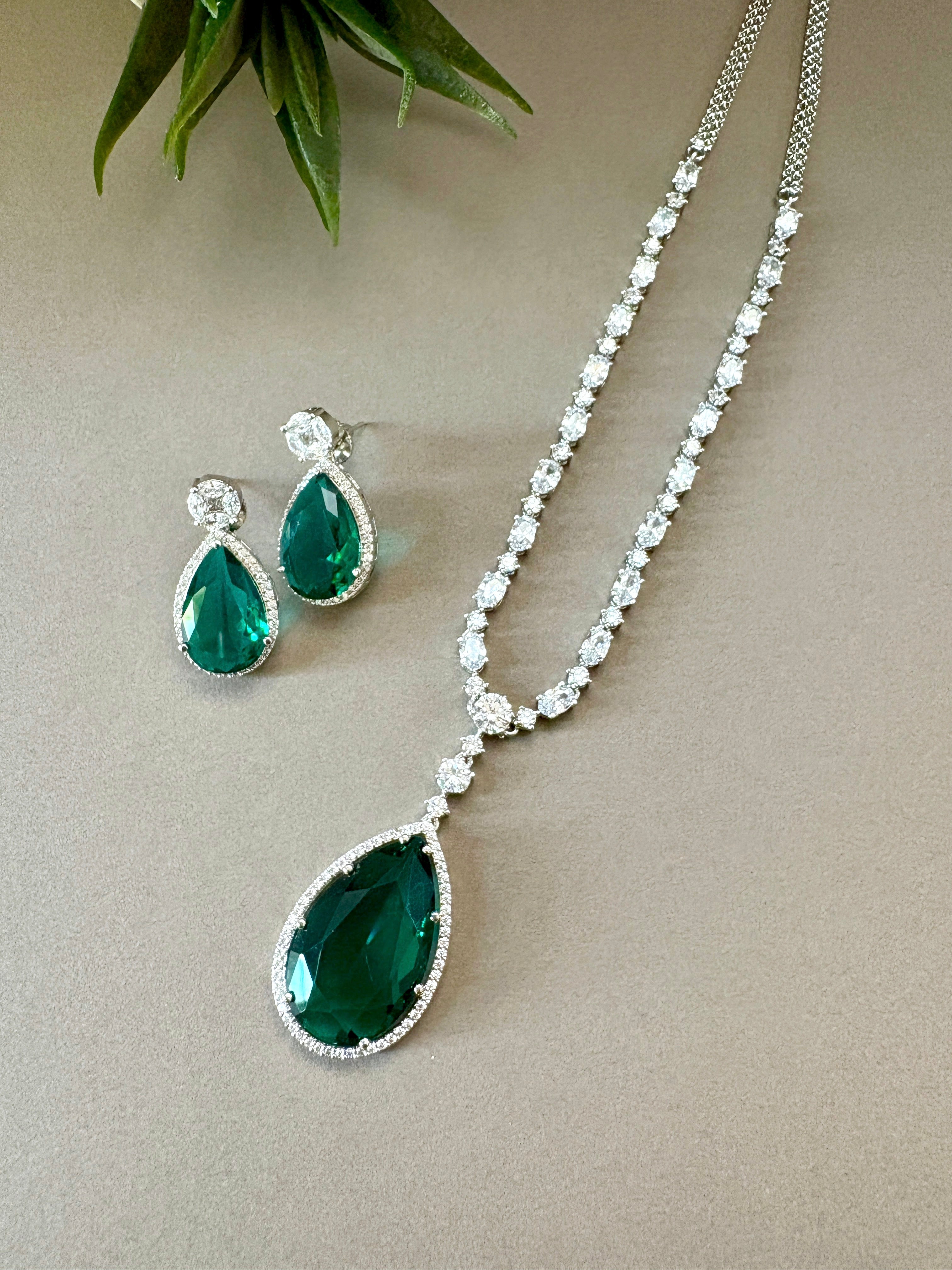 Aadra Pear Drop Lariat Necklace Set