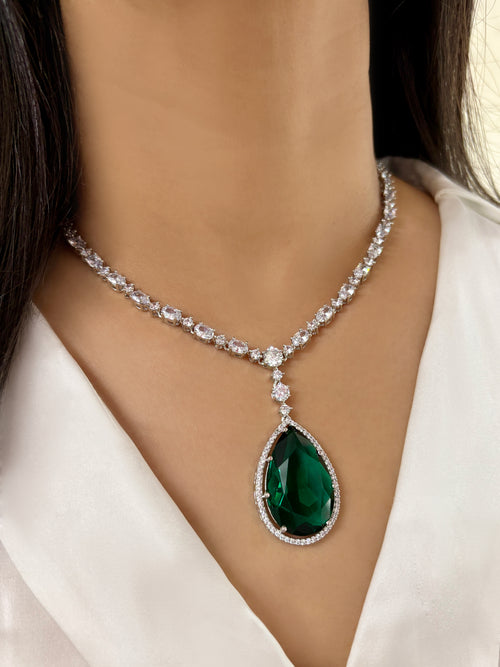 Aadra Pear Drop Lariat Necklace Set