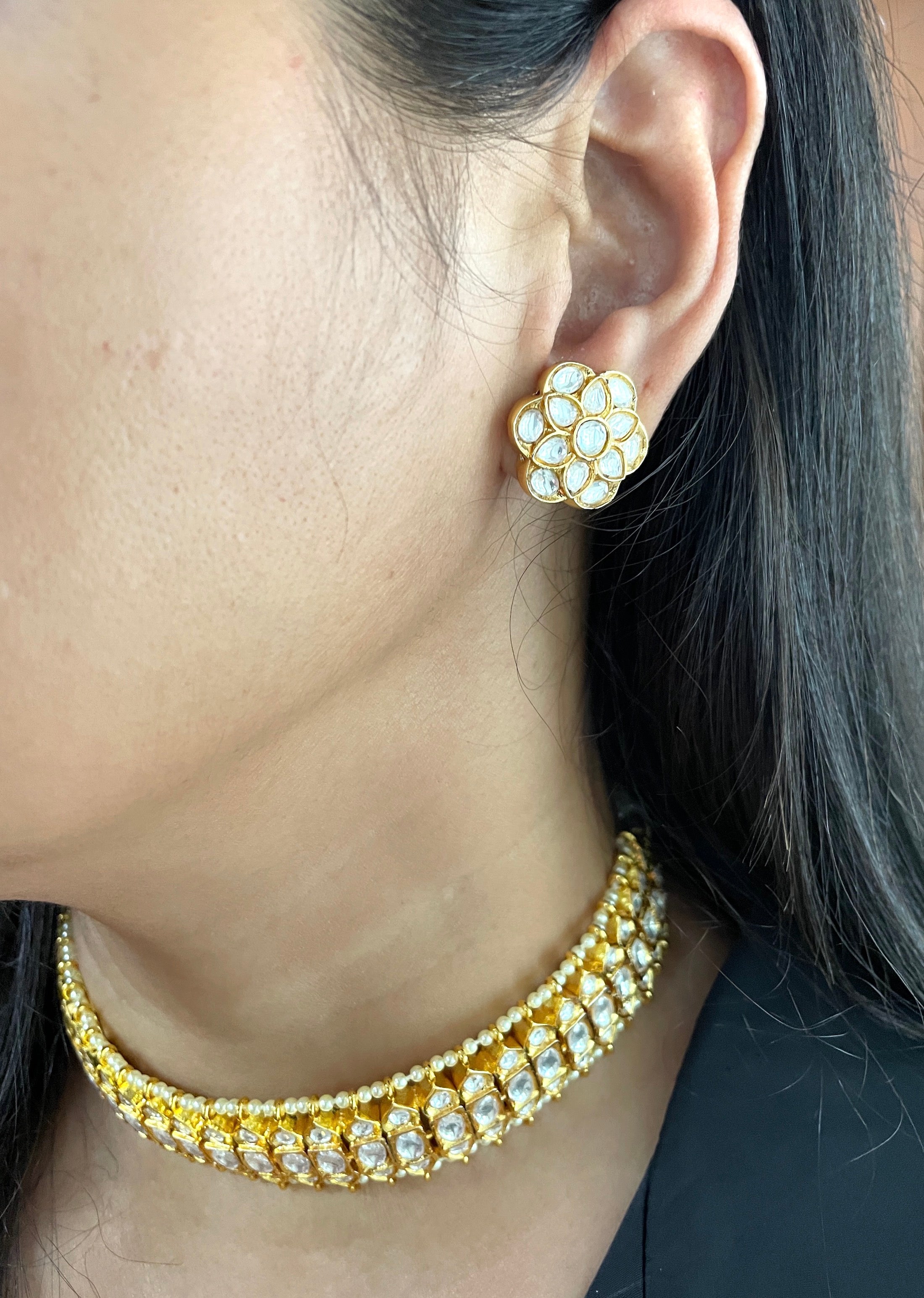 Kriti Minimalist Polki Choker