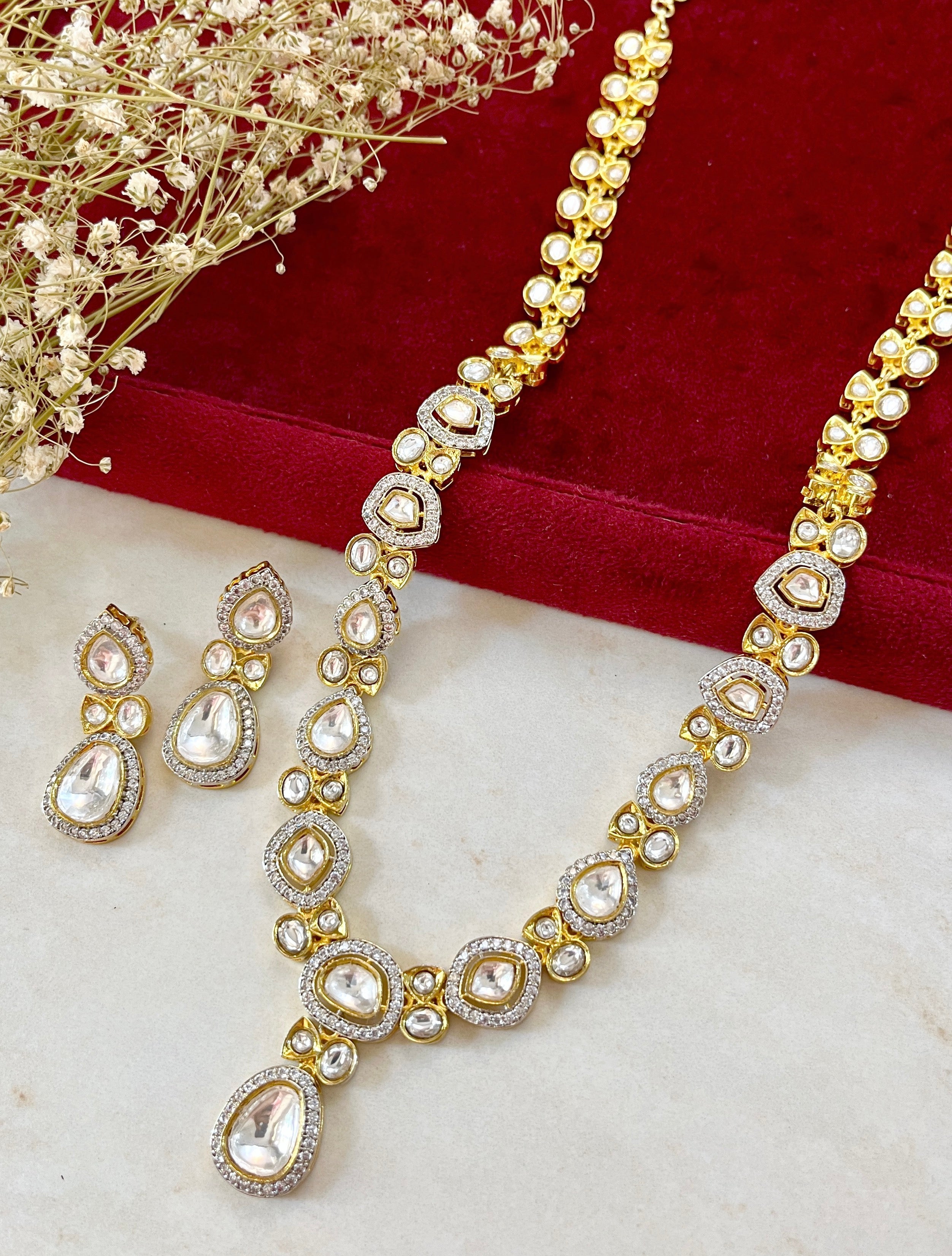 Saira Classic Polki Necklace Set