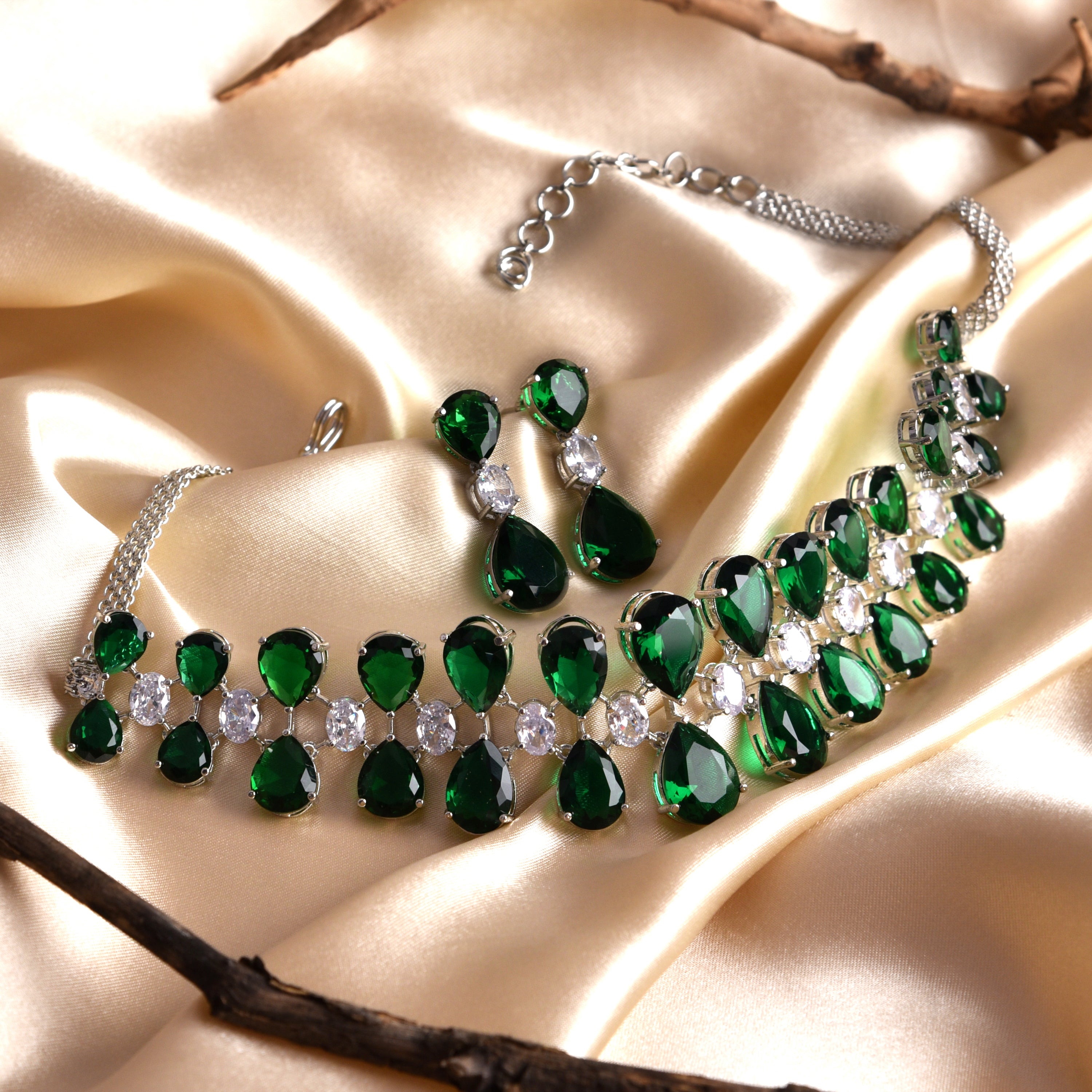 Margaret Designer Choker Set