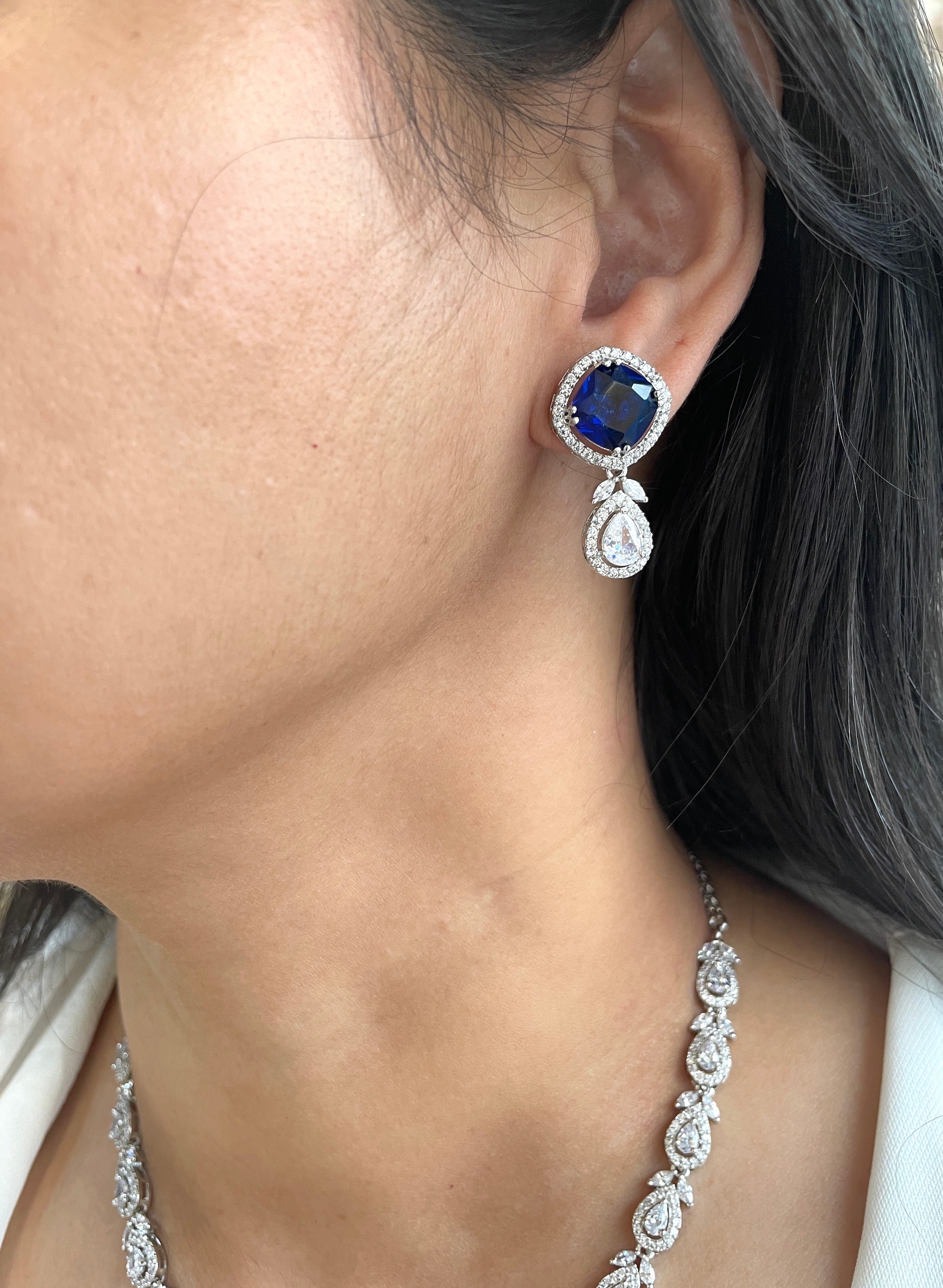 Alice Lariat Style Diamond Necklace Set
