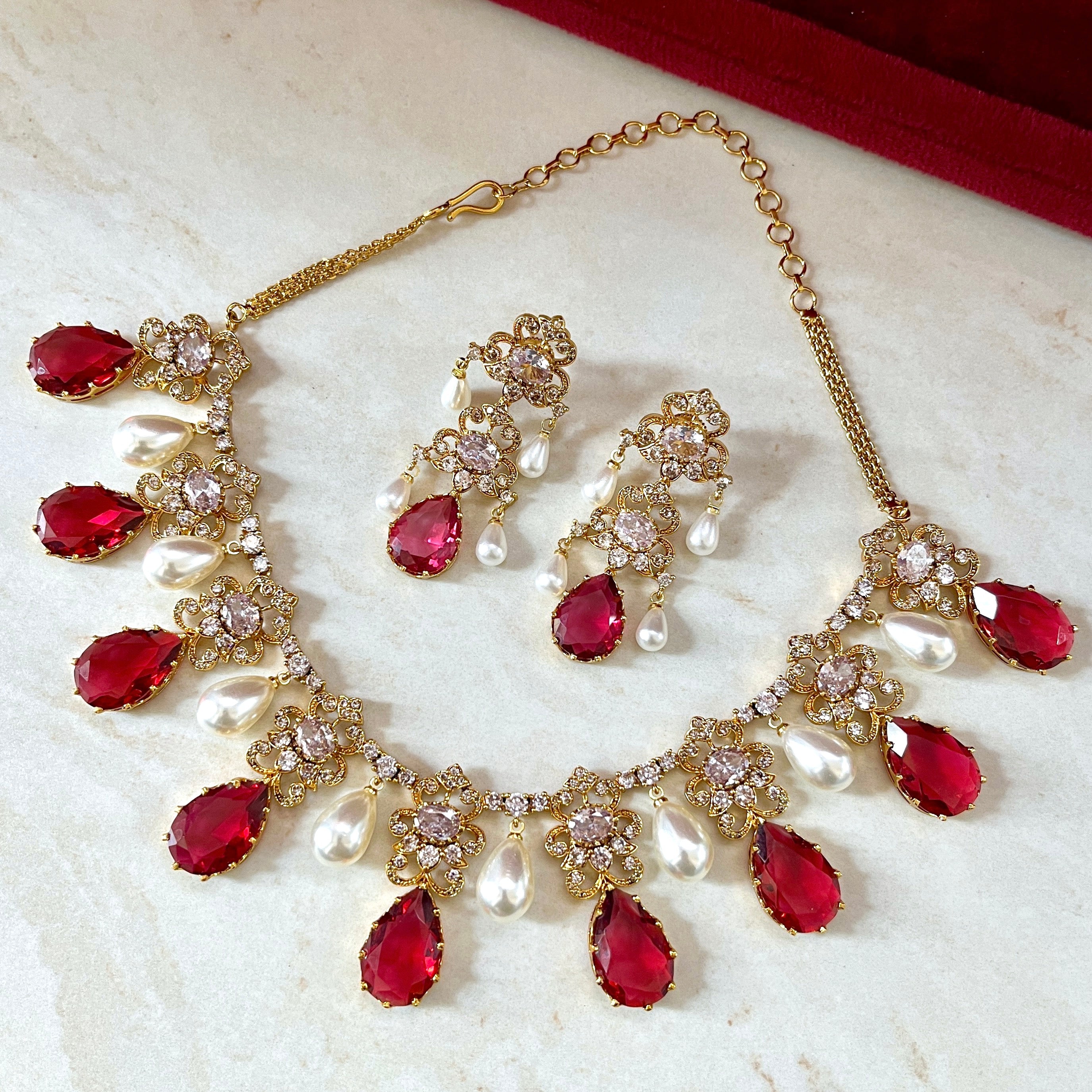 Leela Traditional Diamond & Pearl Necklace Set