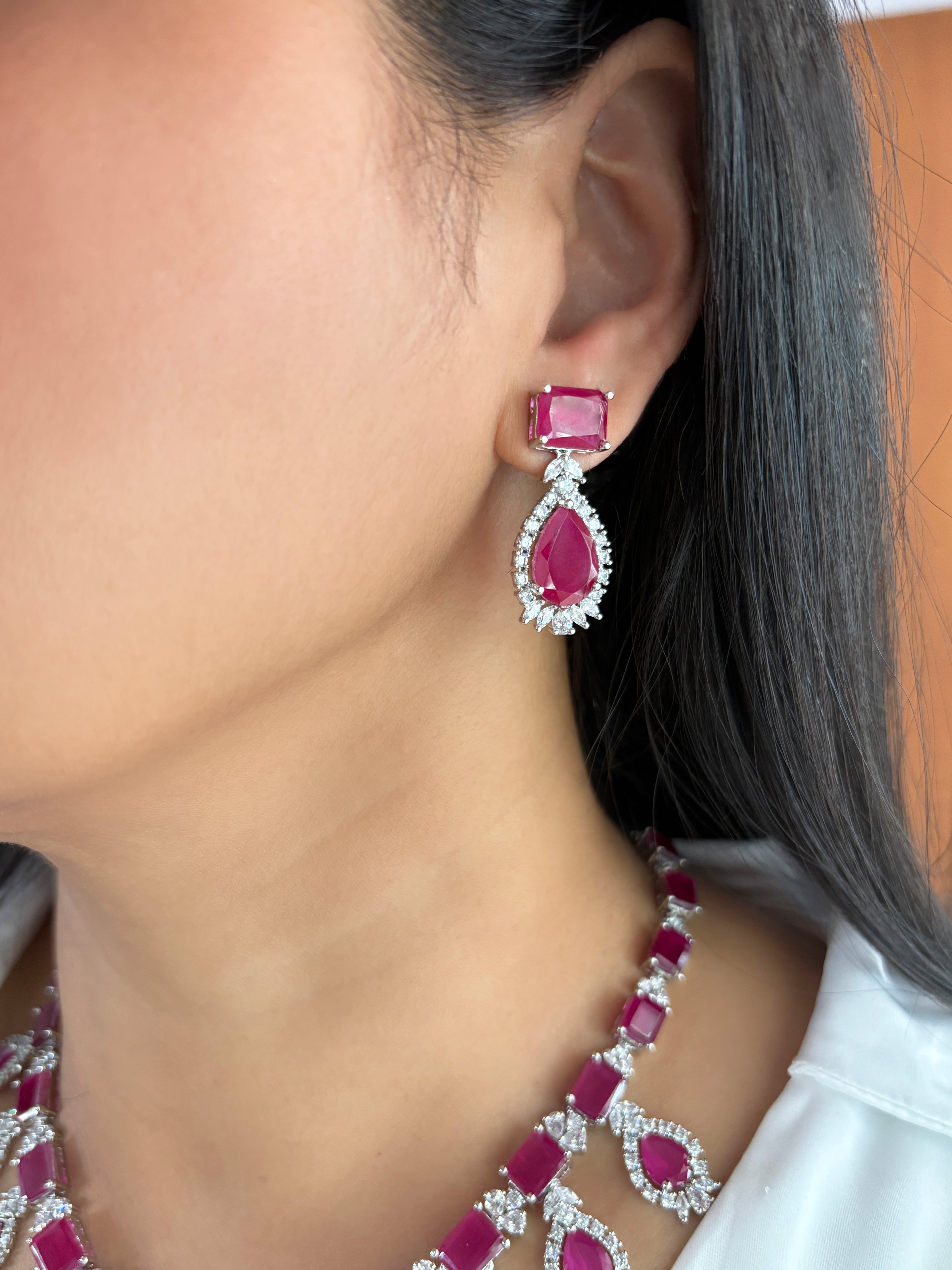 Diara Diamond & Gemstone Necklace Set