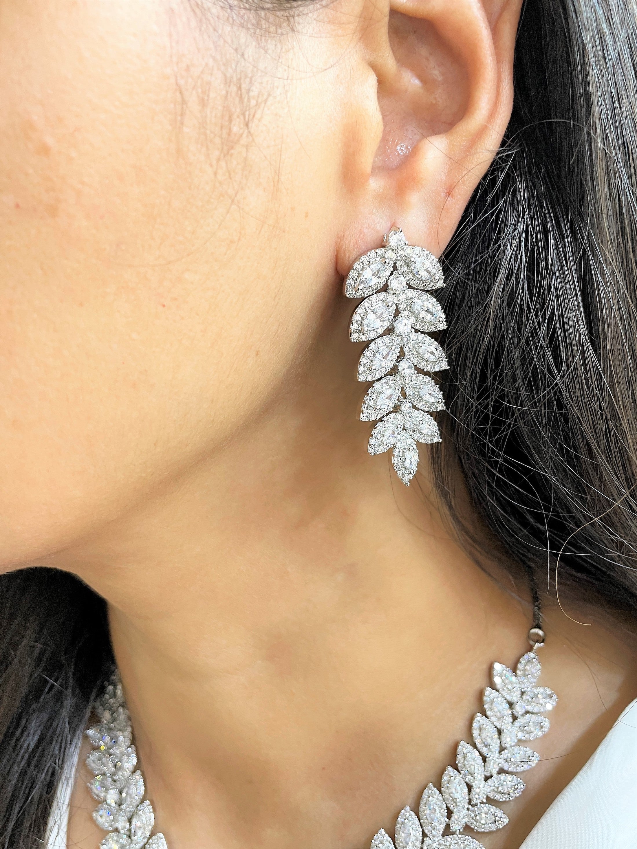 Kiara Evergreen Diamond Necklace Set