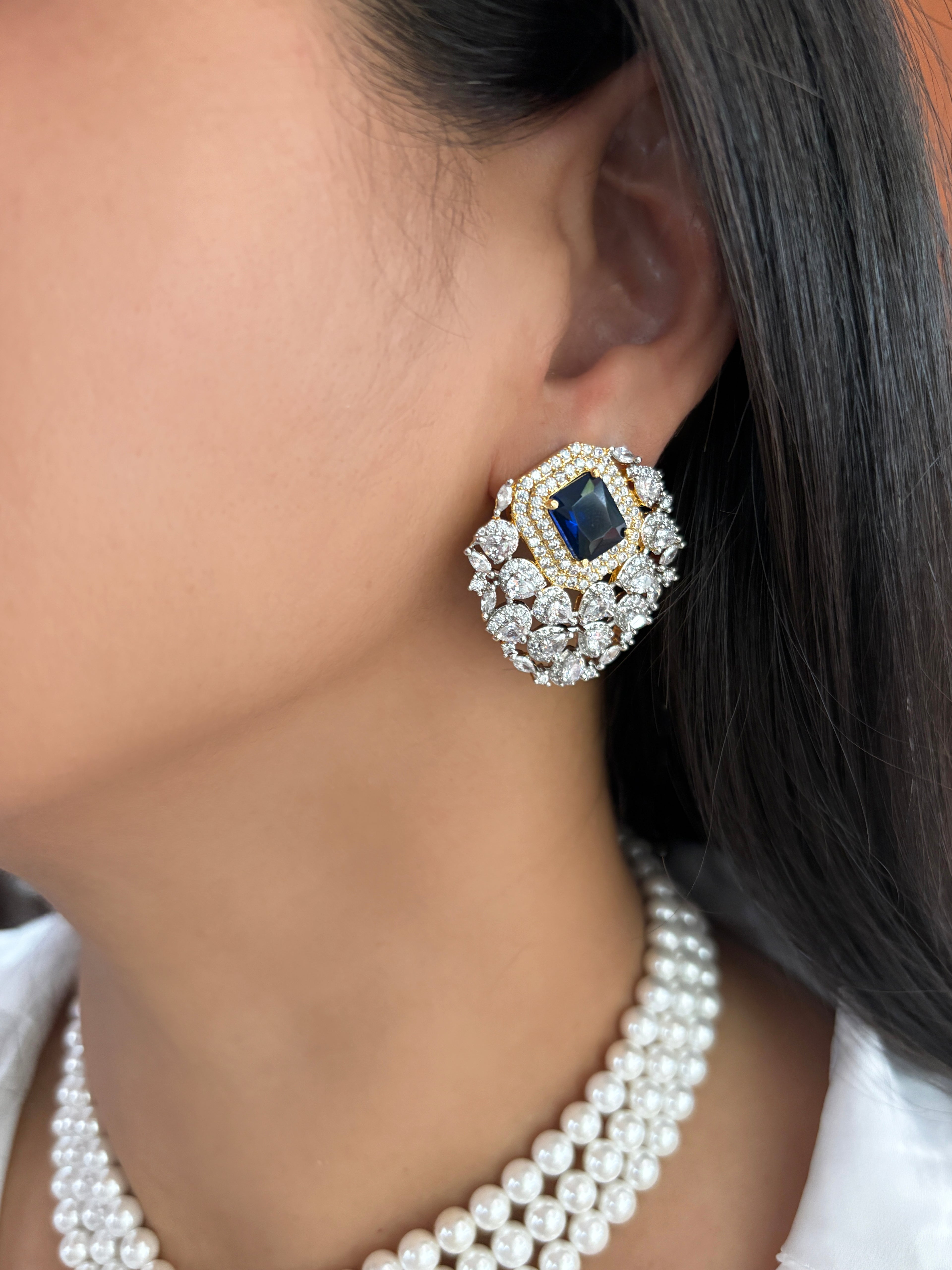Kashvi Contemporary Pearl & Diamond Necklace Set