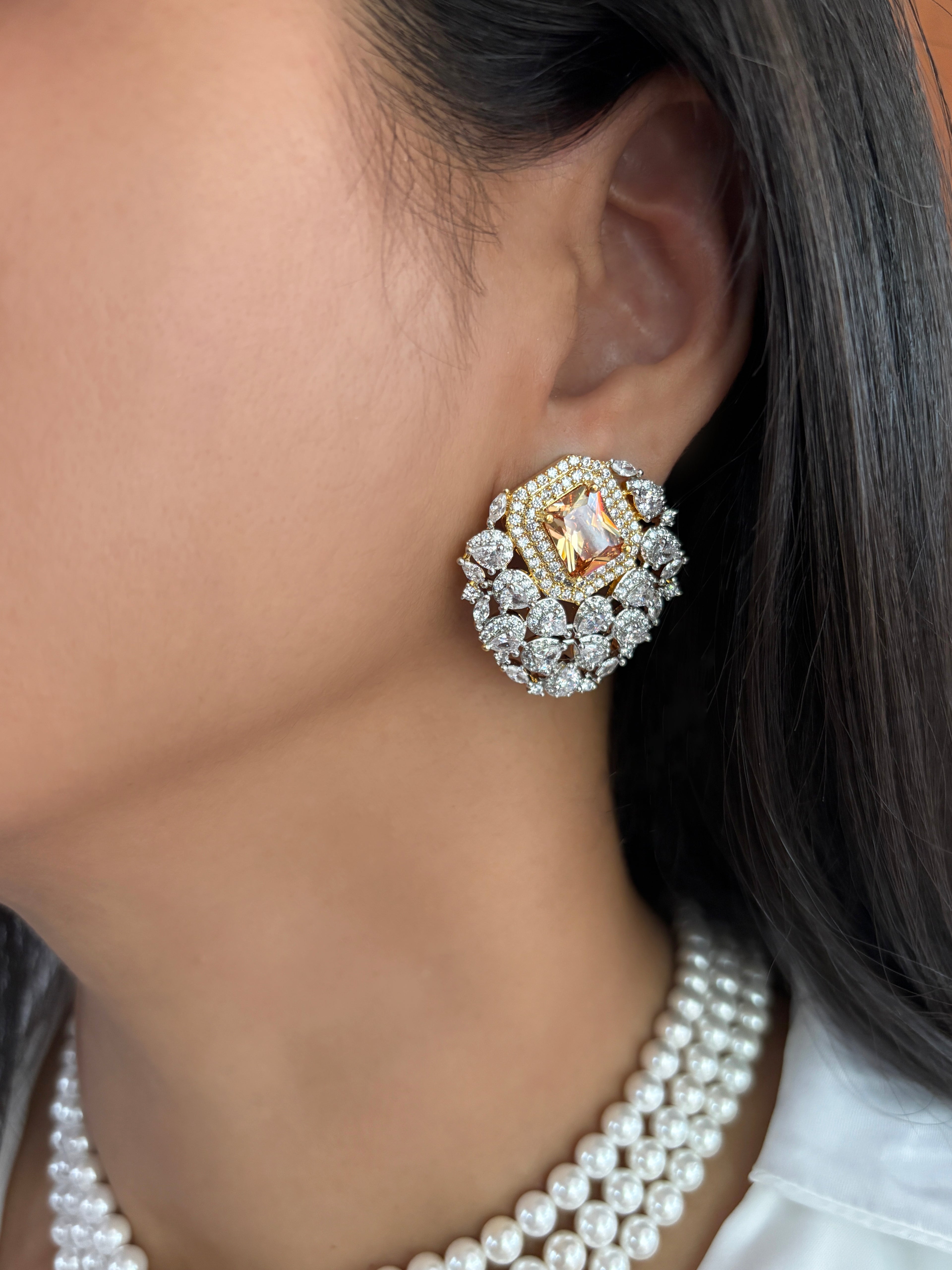 Kashvi Contemporary Pearl & Diamond Necklace Set