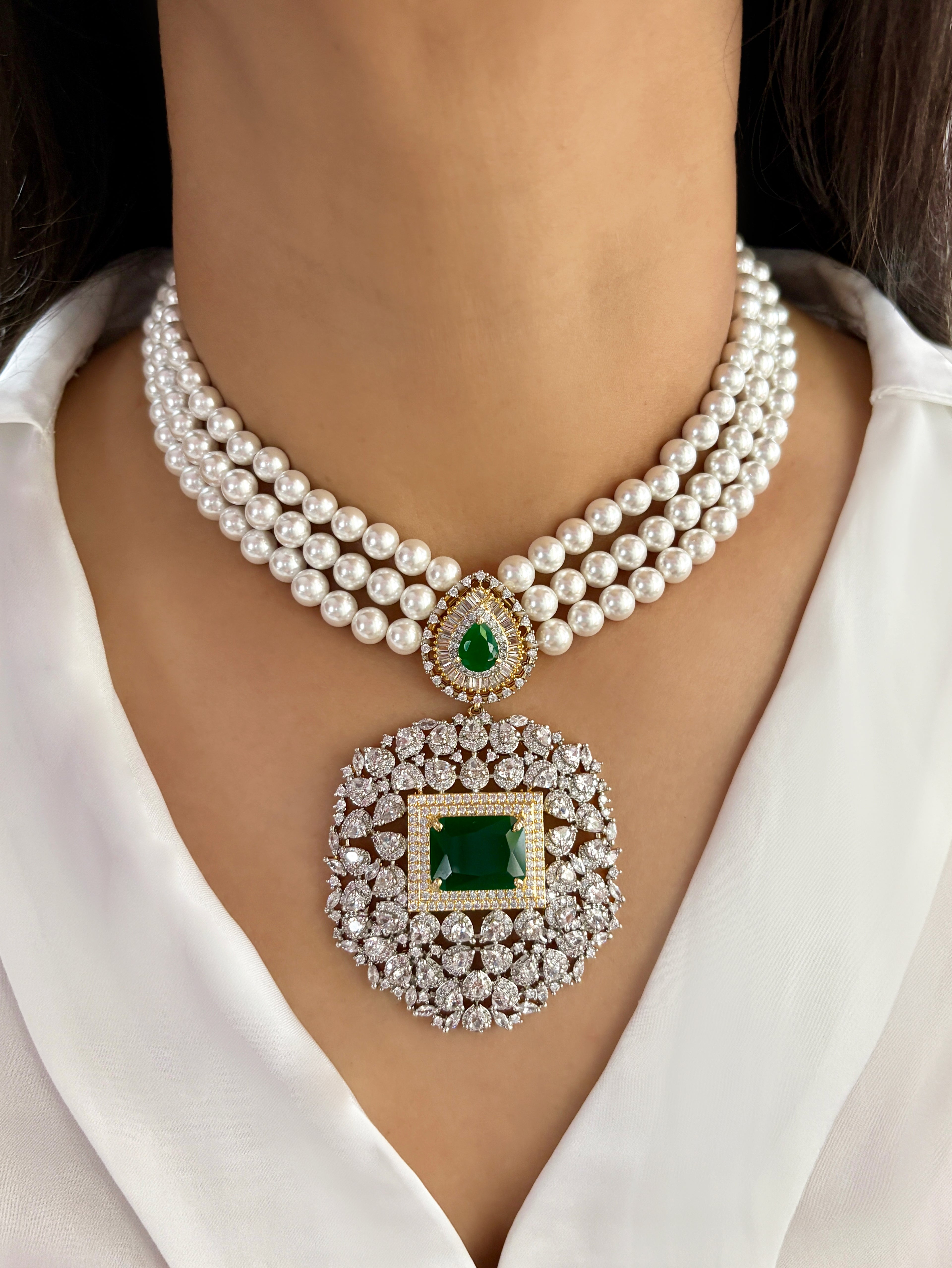 Kashvi Contemporary Pearl & Diamond Necklace Set