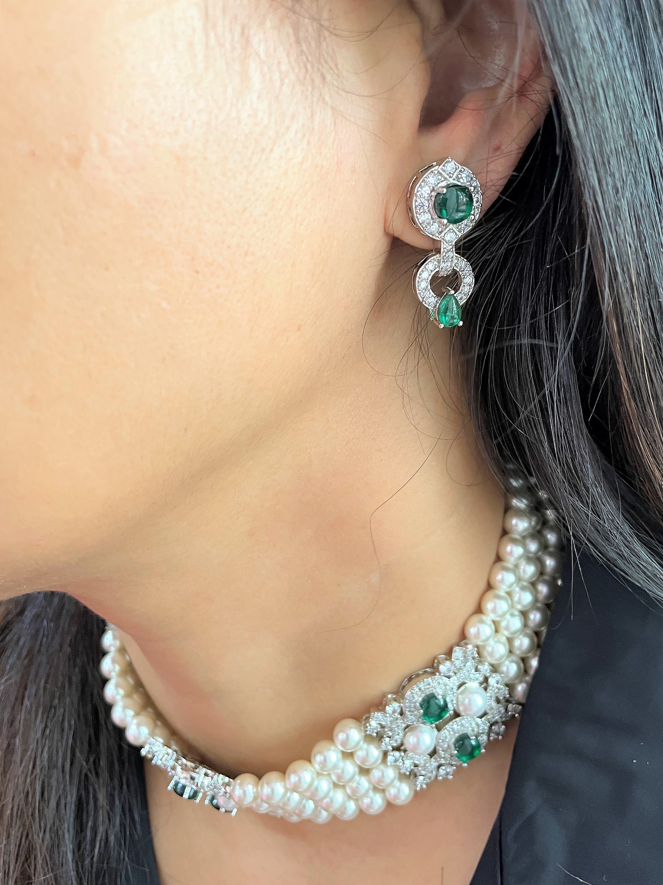 Charvi Pearl Choker Set