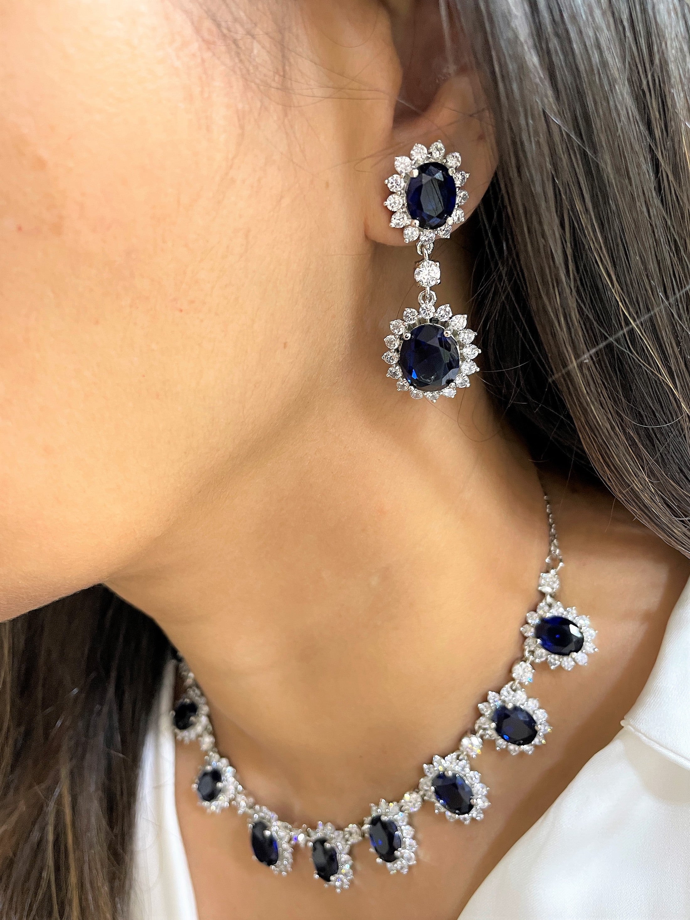 Enara Diamond & Color Stone Necklace Set