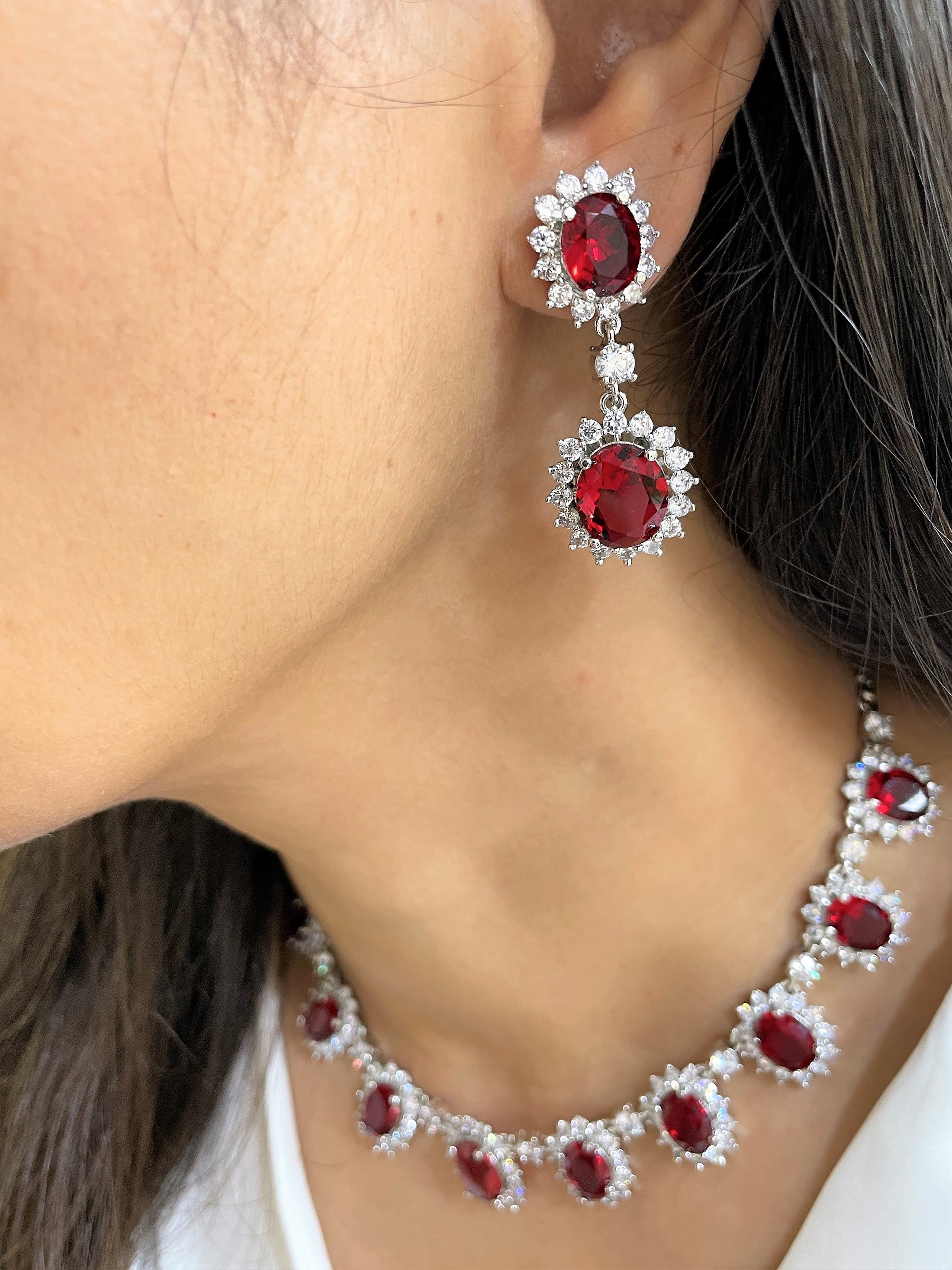 Enara Diamond & Color Stone Necklace Set