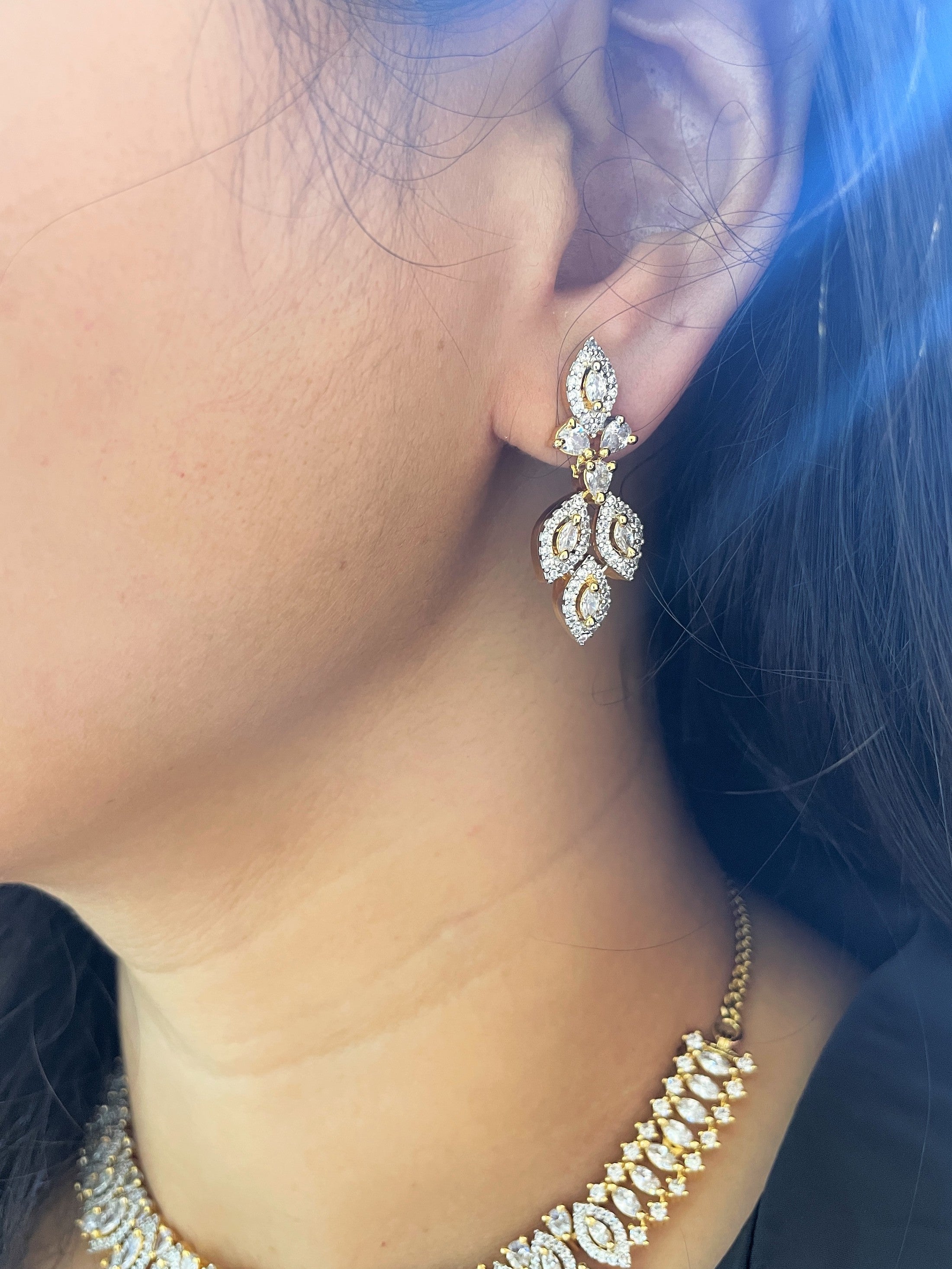 Falak Dainty Diamond Necklace Set