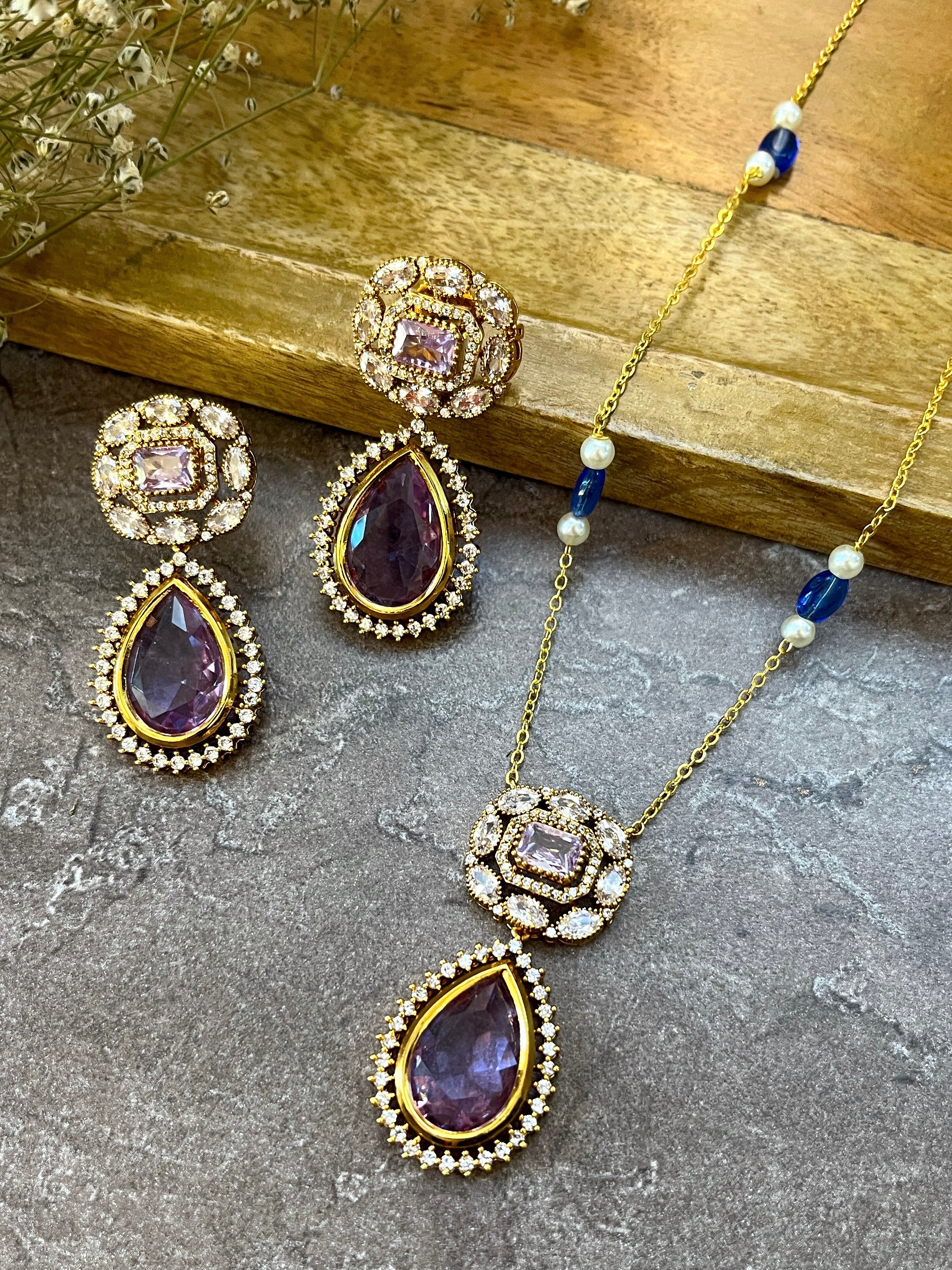 Anika Contemporary Diamond Pendant Set