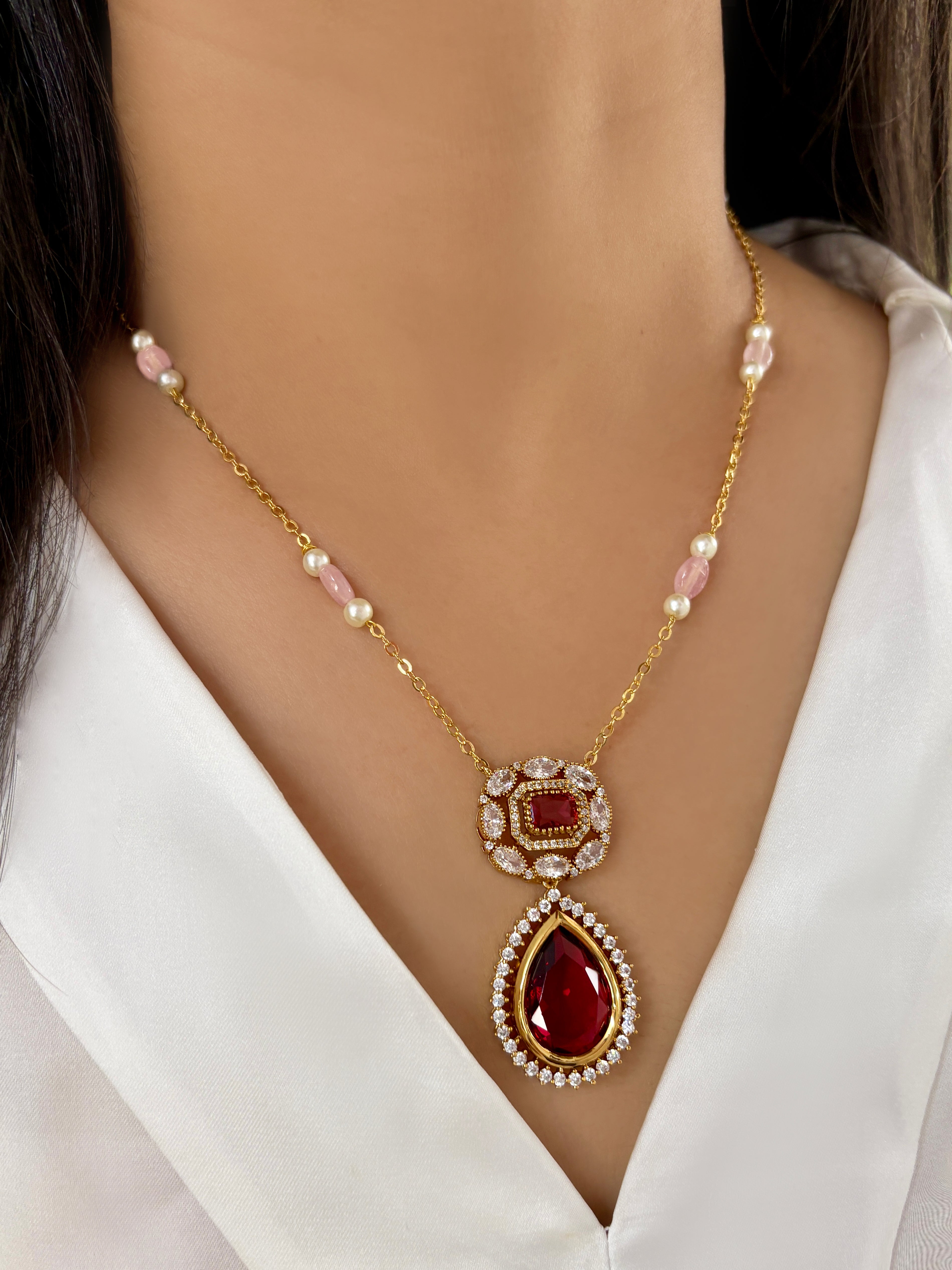 Anika Contemporary Diamond Pendant Set