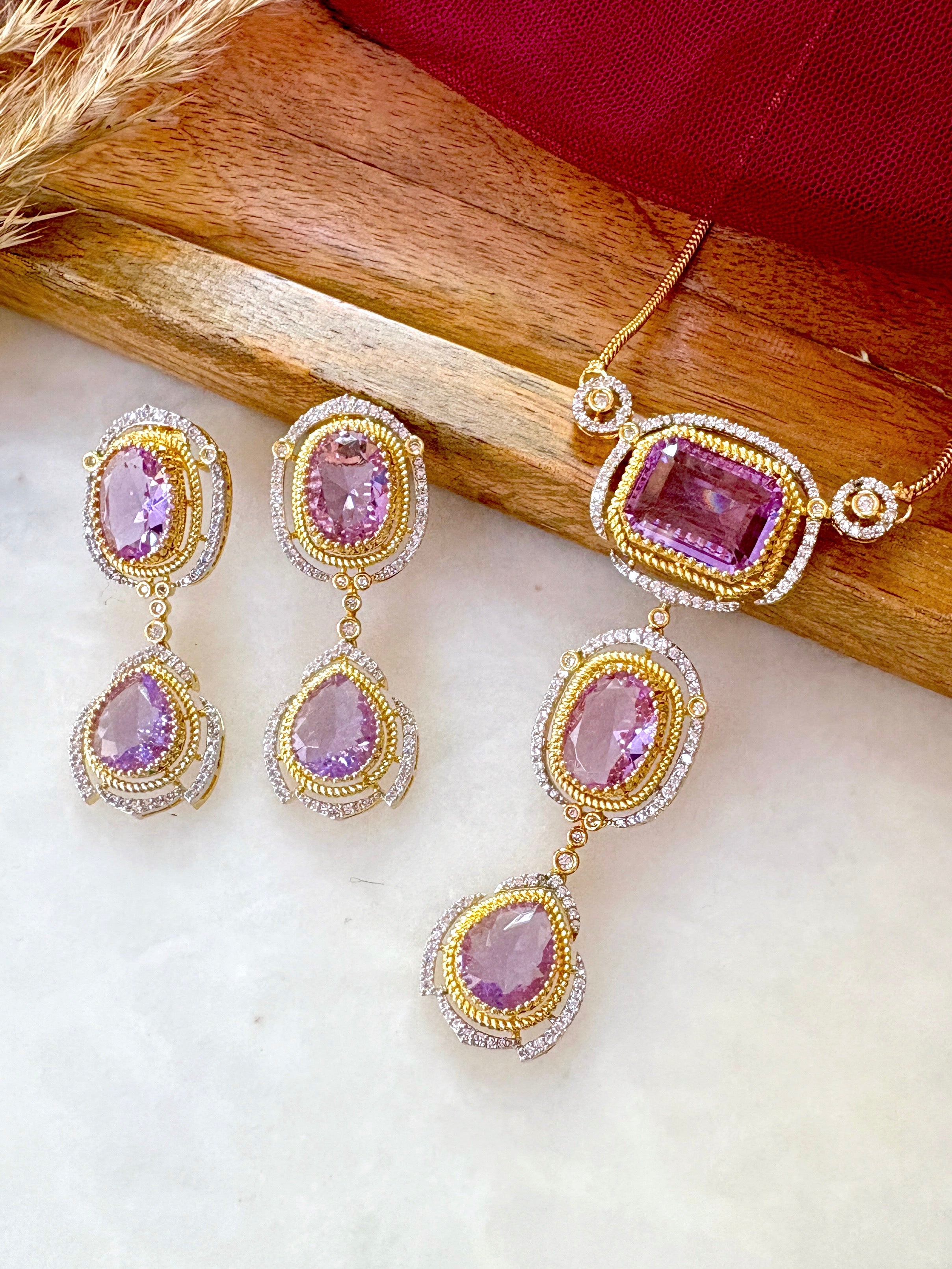 Arabella Diamond Designer Pendant Set