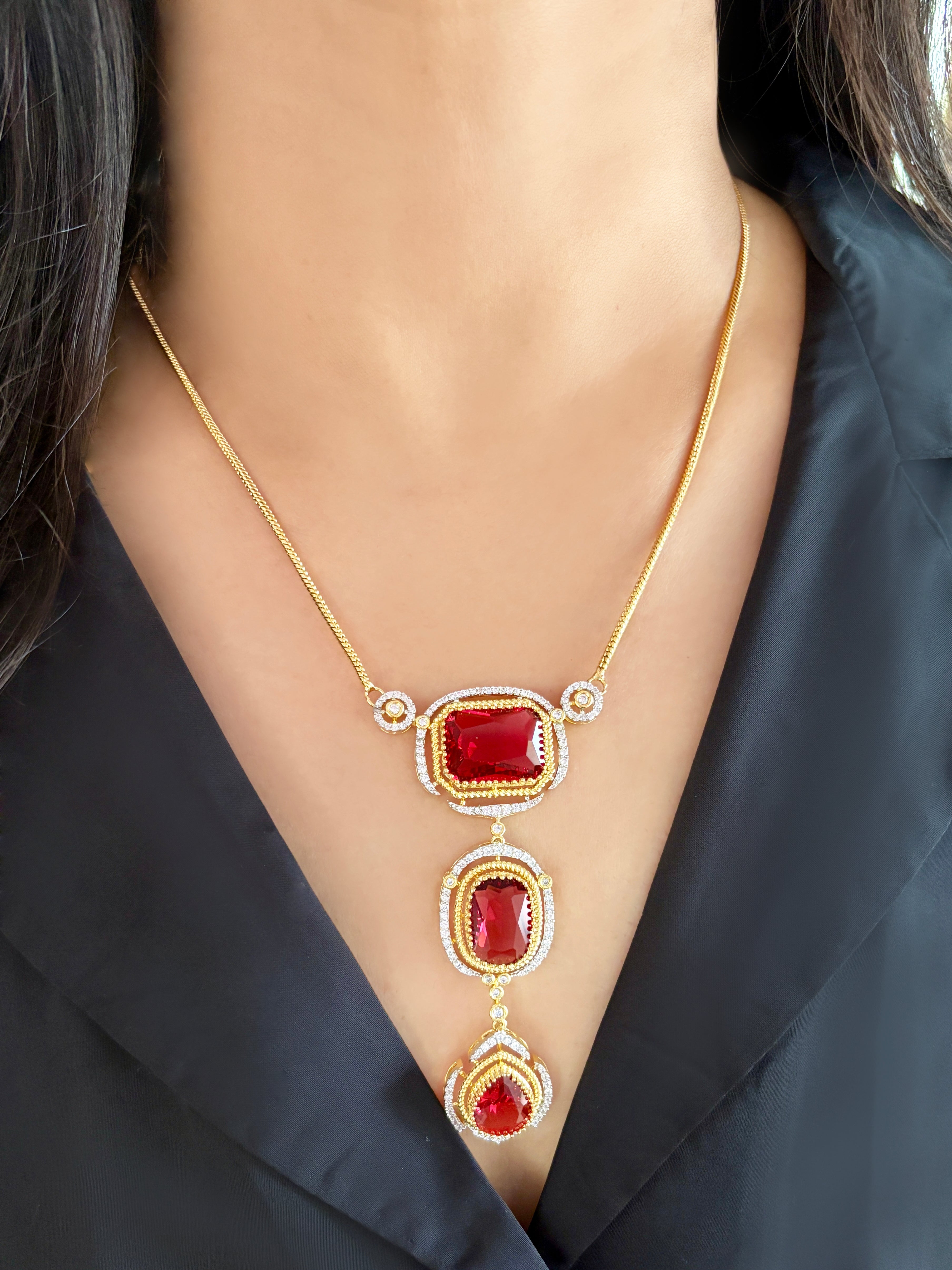 Arabella Diamond Designer Pendant Set
