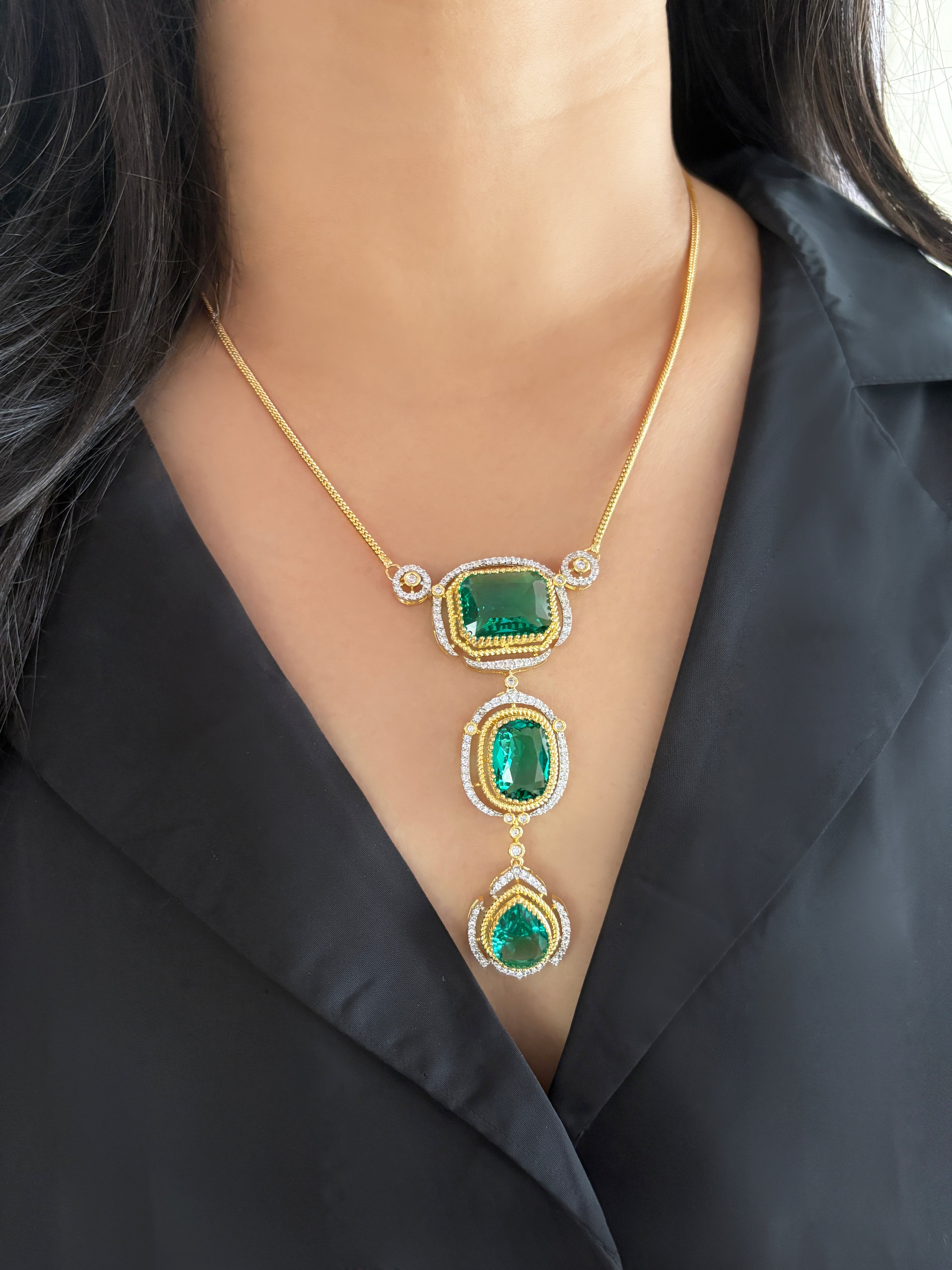 Arabella Diamond Designer Pendant Set