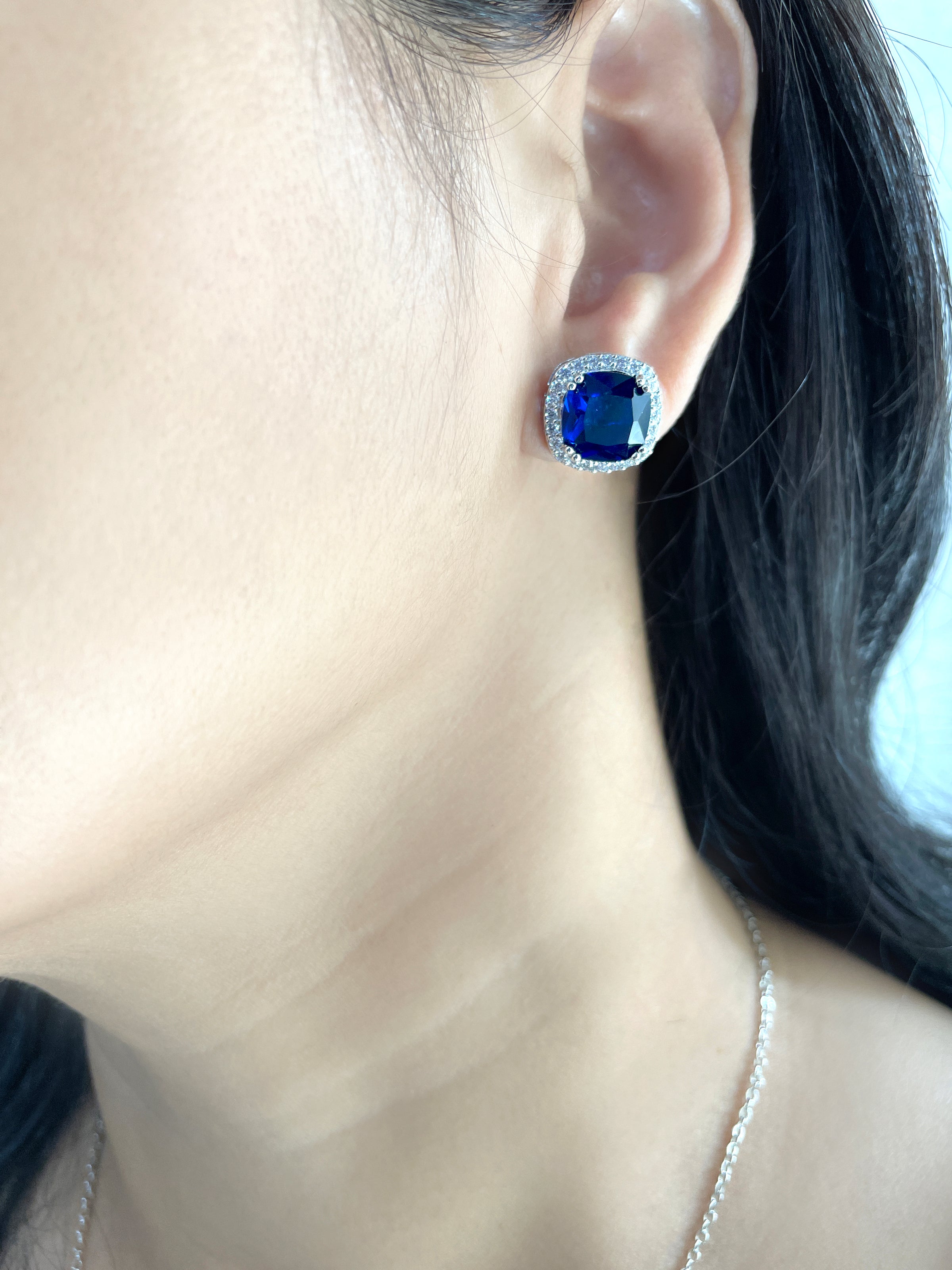 Cushion Diamond & Color Stone Pendant Set