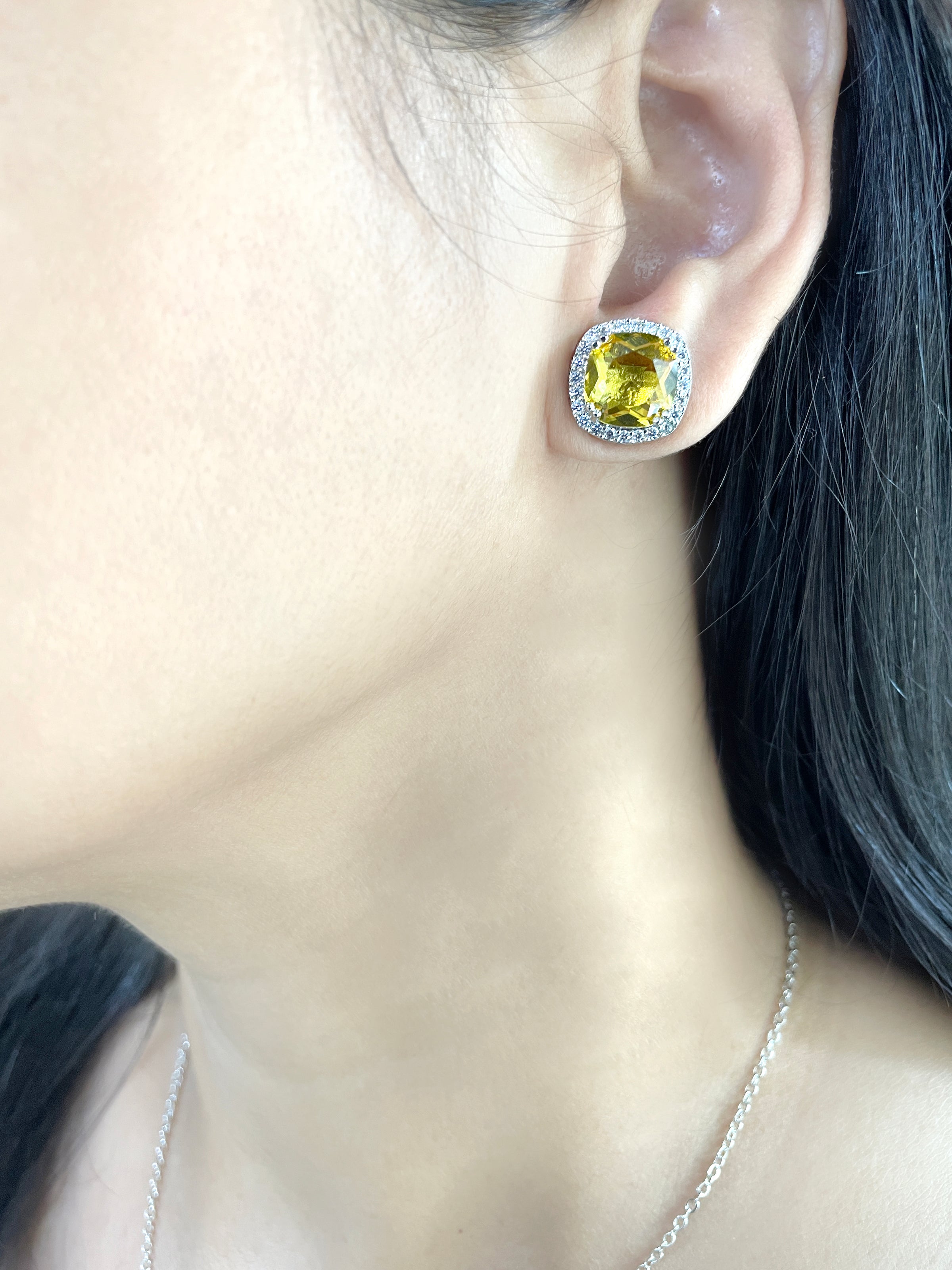 Cushion Diamond & Color Stone Pendant Set